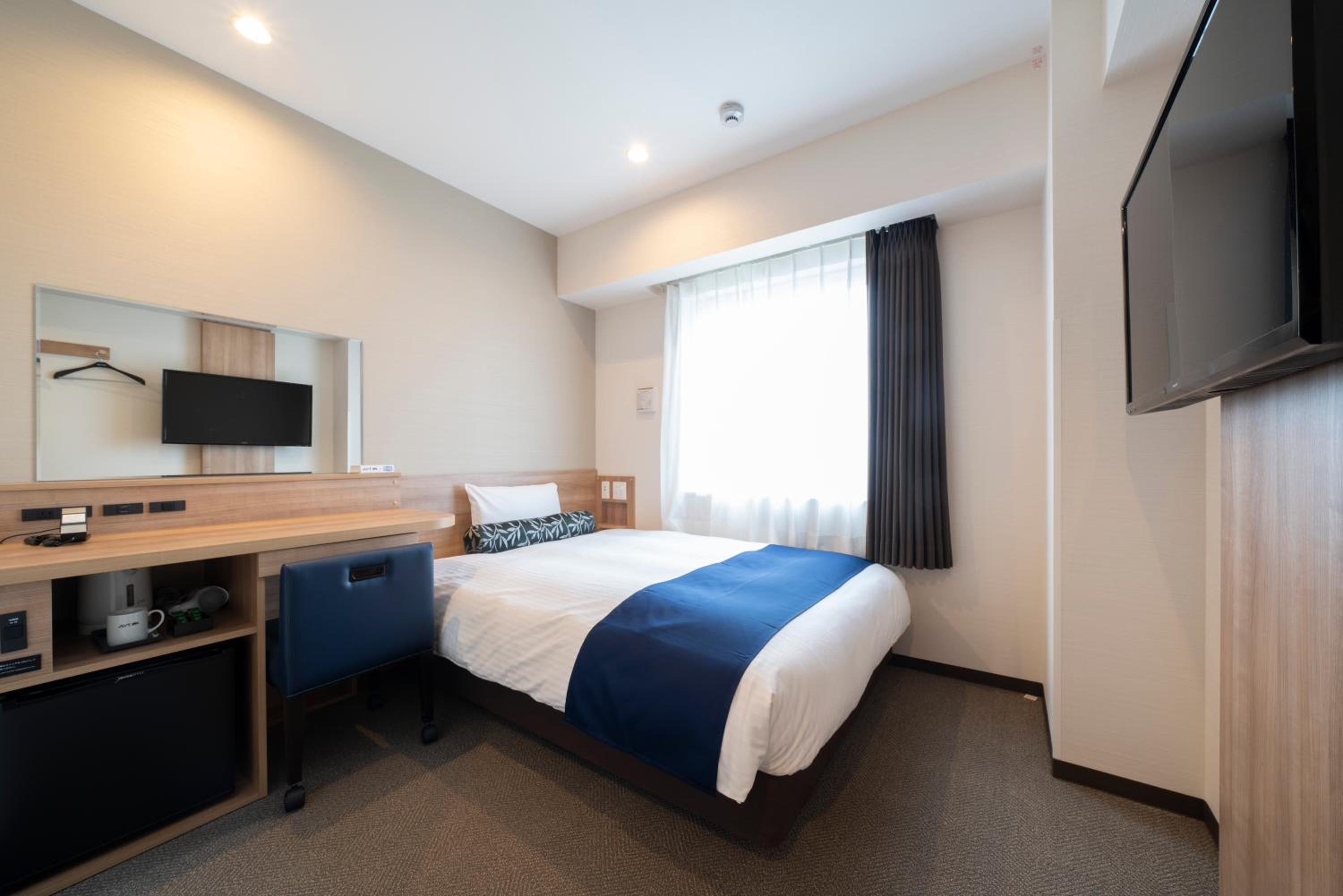 Single Room - Non-Smoking photo 1