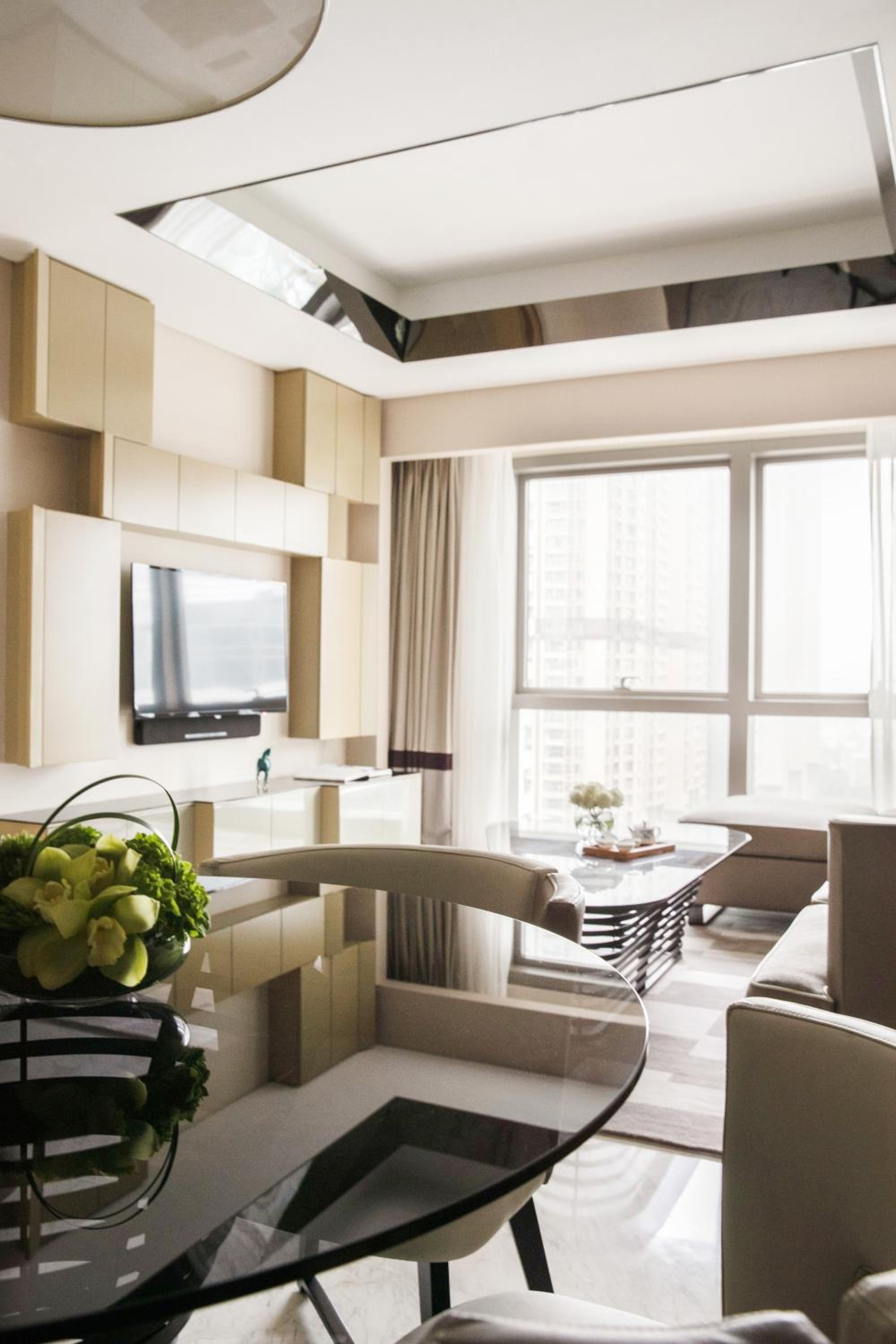 One Bedroom Residence Contemporary