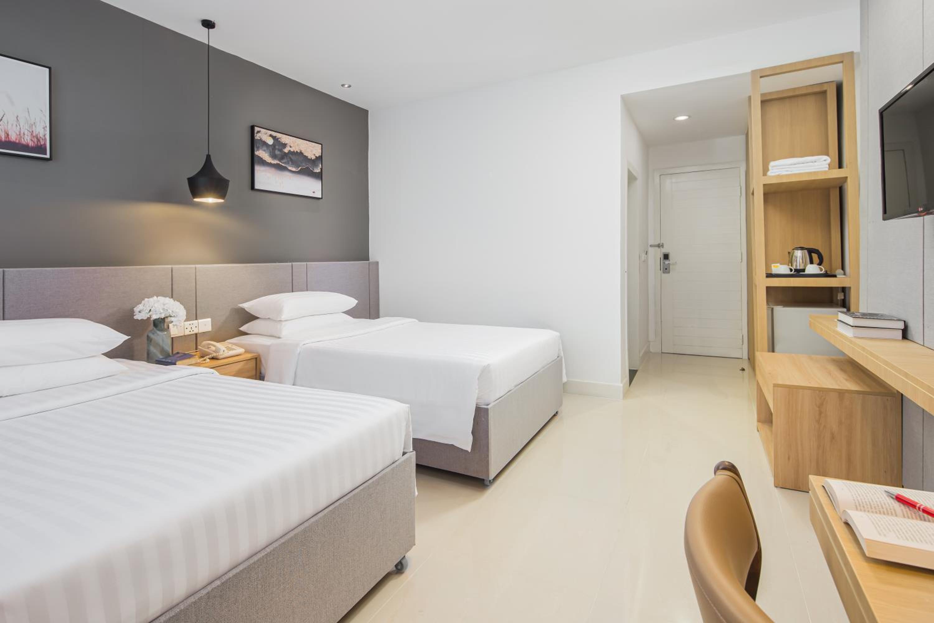 Superior Twin Room photo 2
