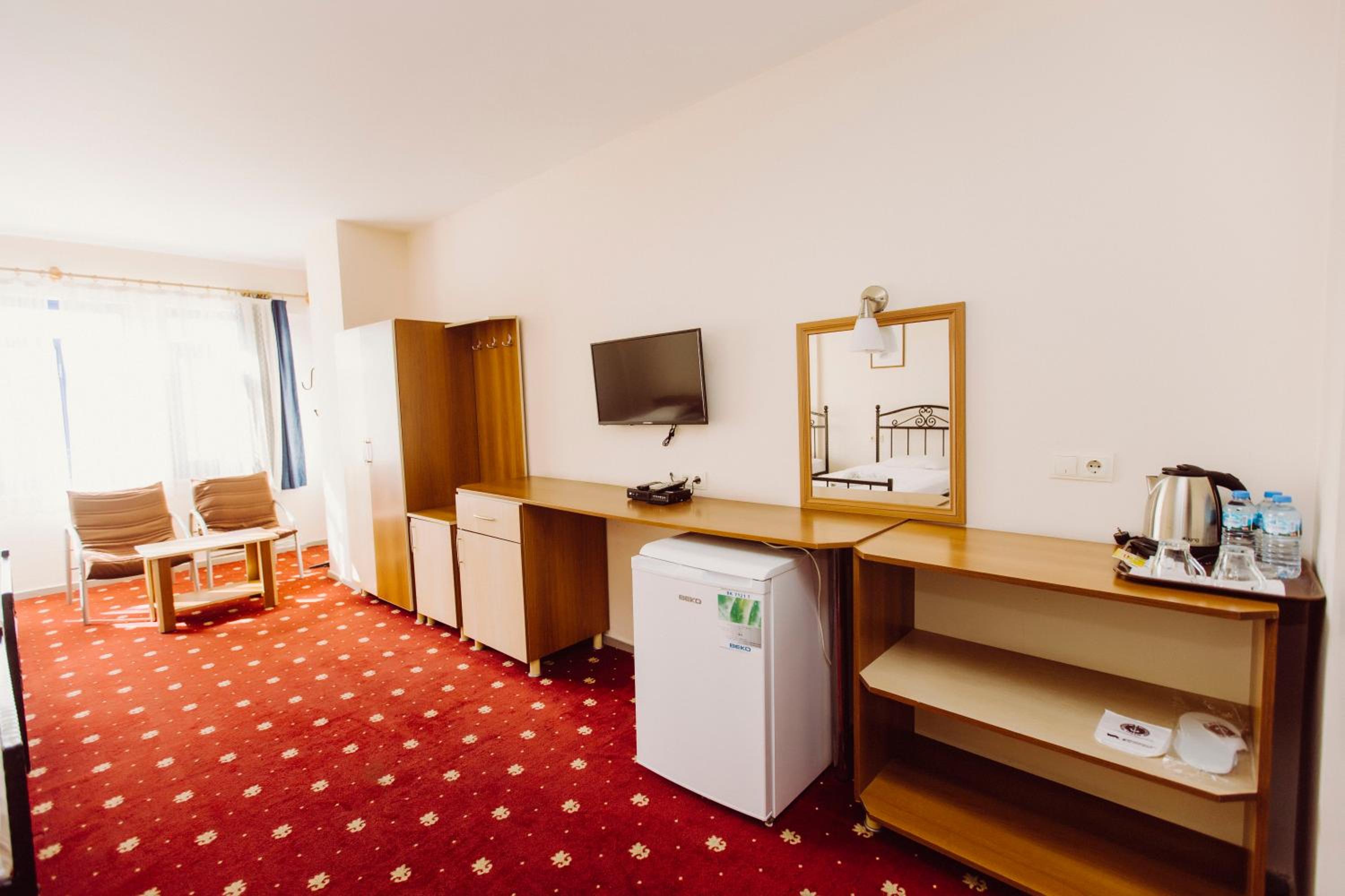 Standard Double or Twin Room - Photo 1