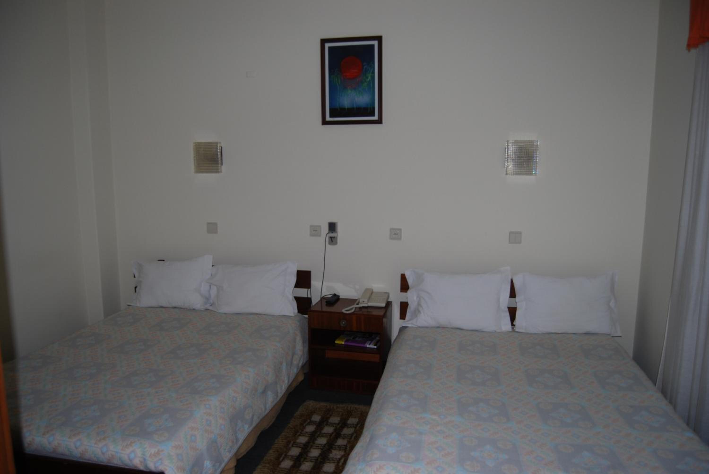 Double Room with Extra Bed (3 Adults) photo 1