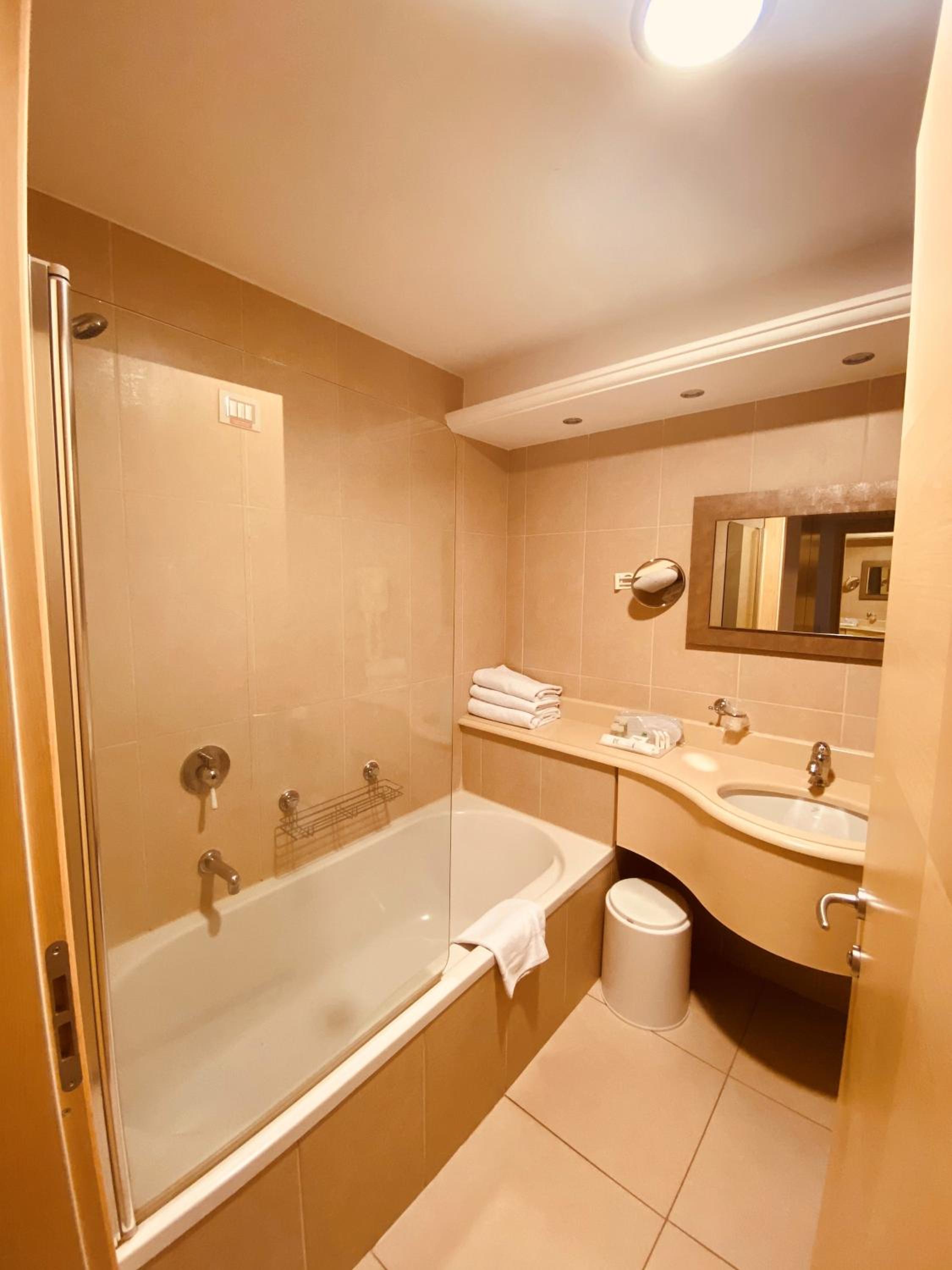 Comfort Triple Room - Photo 2