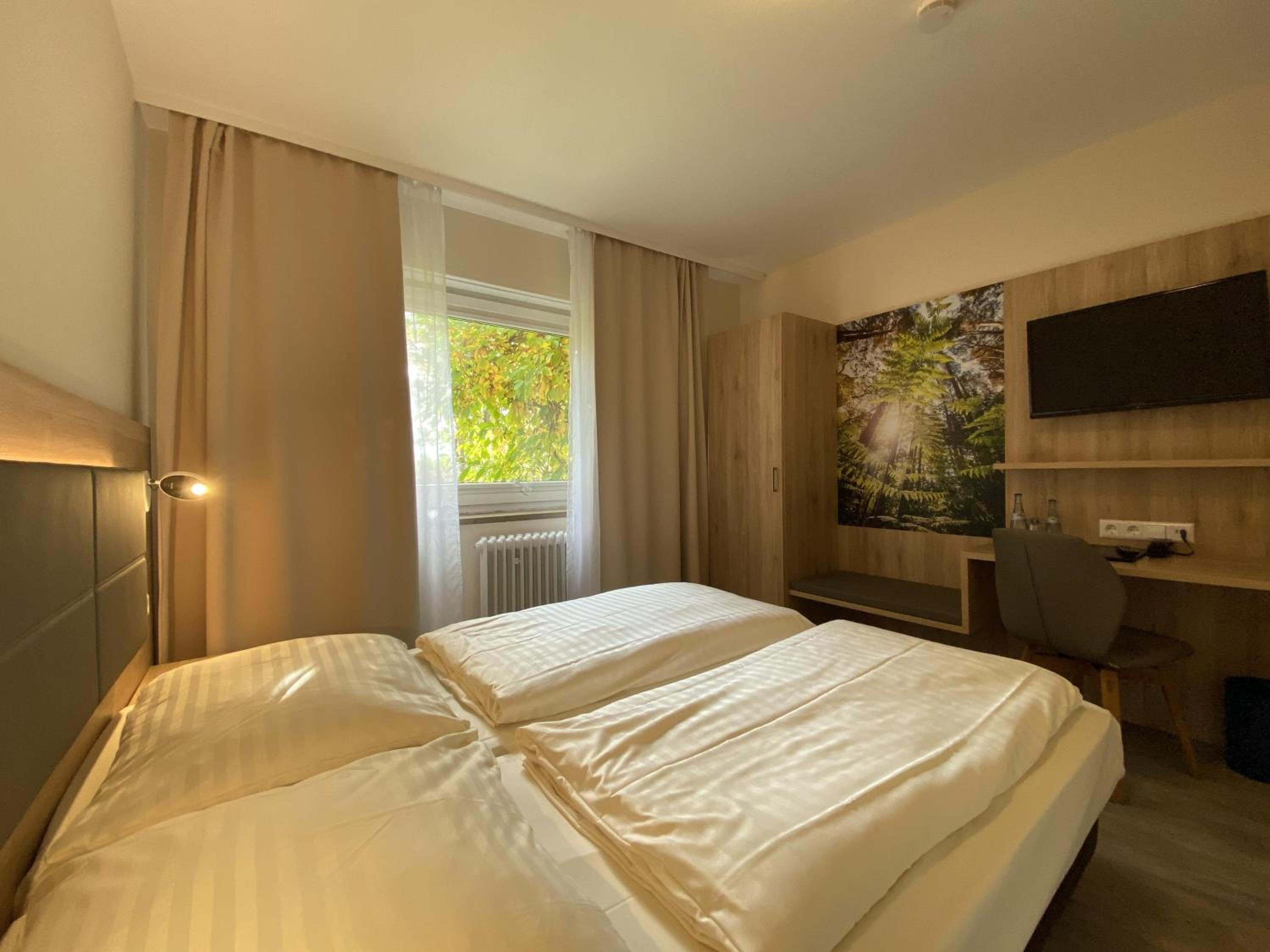 Comfort Room - Photo 1