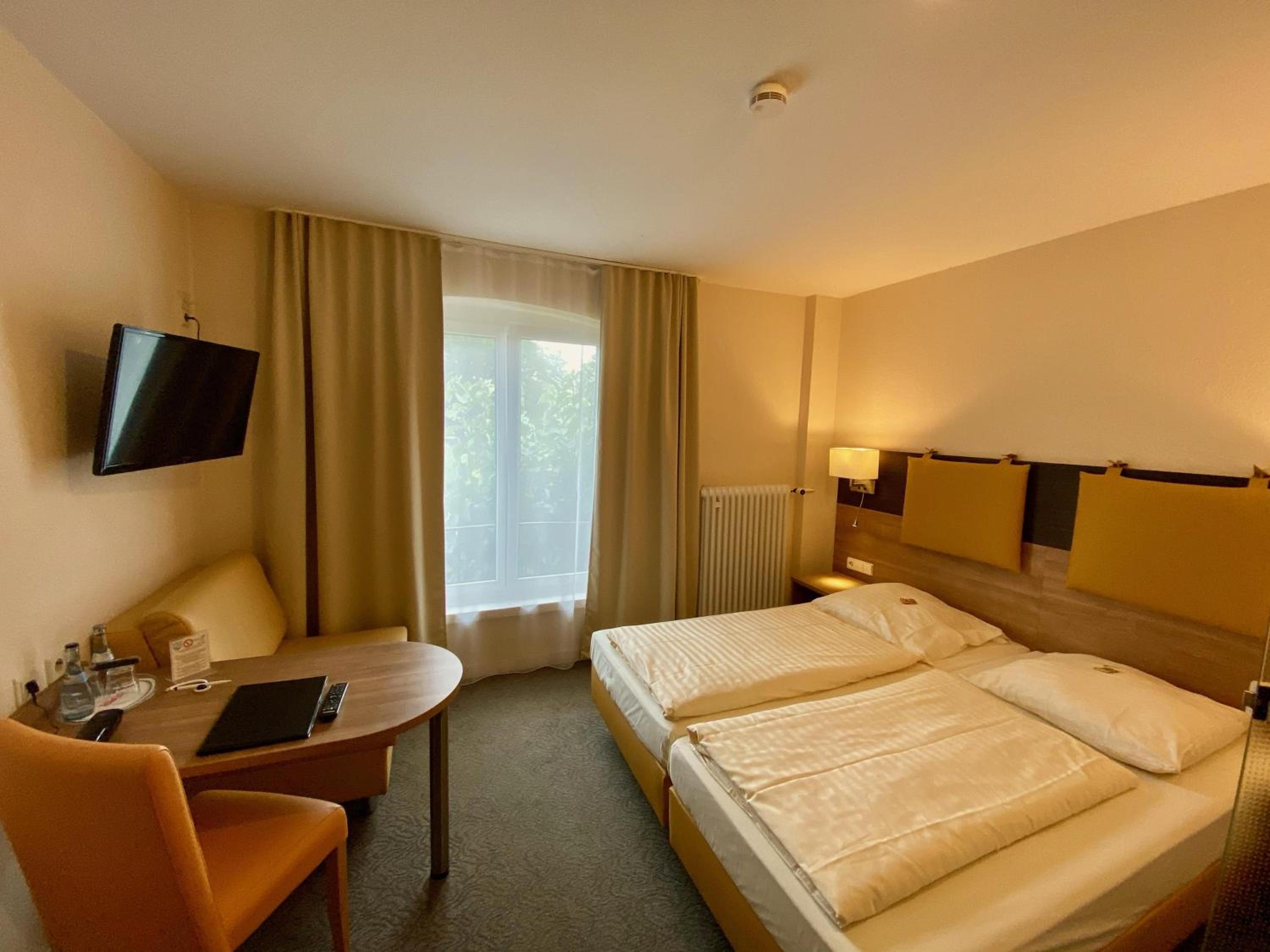 Superior Room - Photo 10