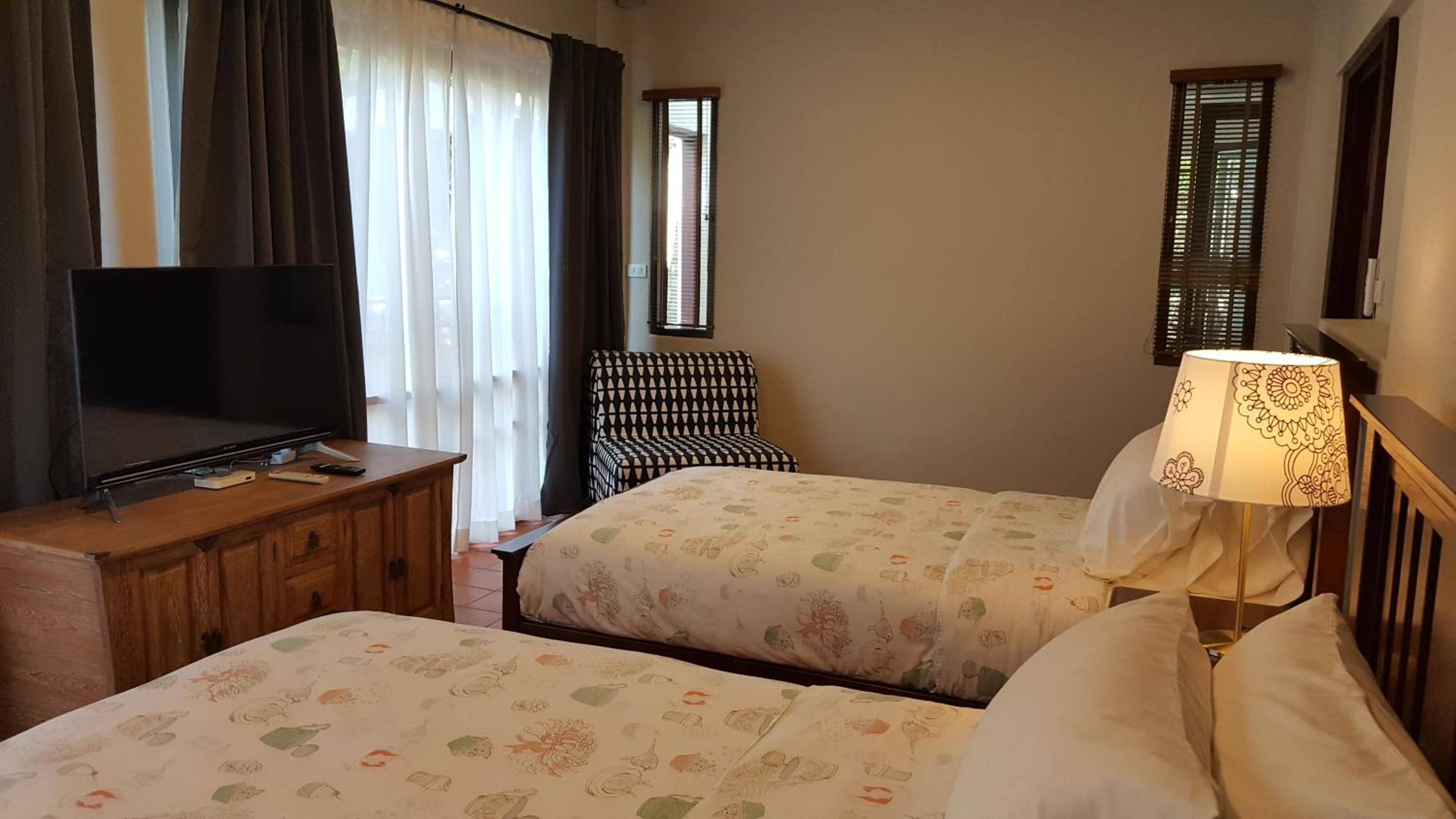 Twin Room with Garden View photo 3