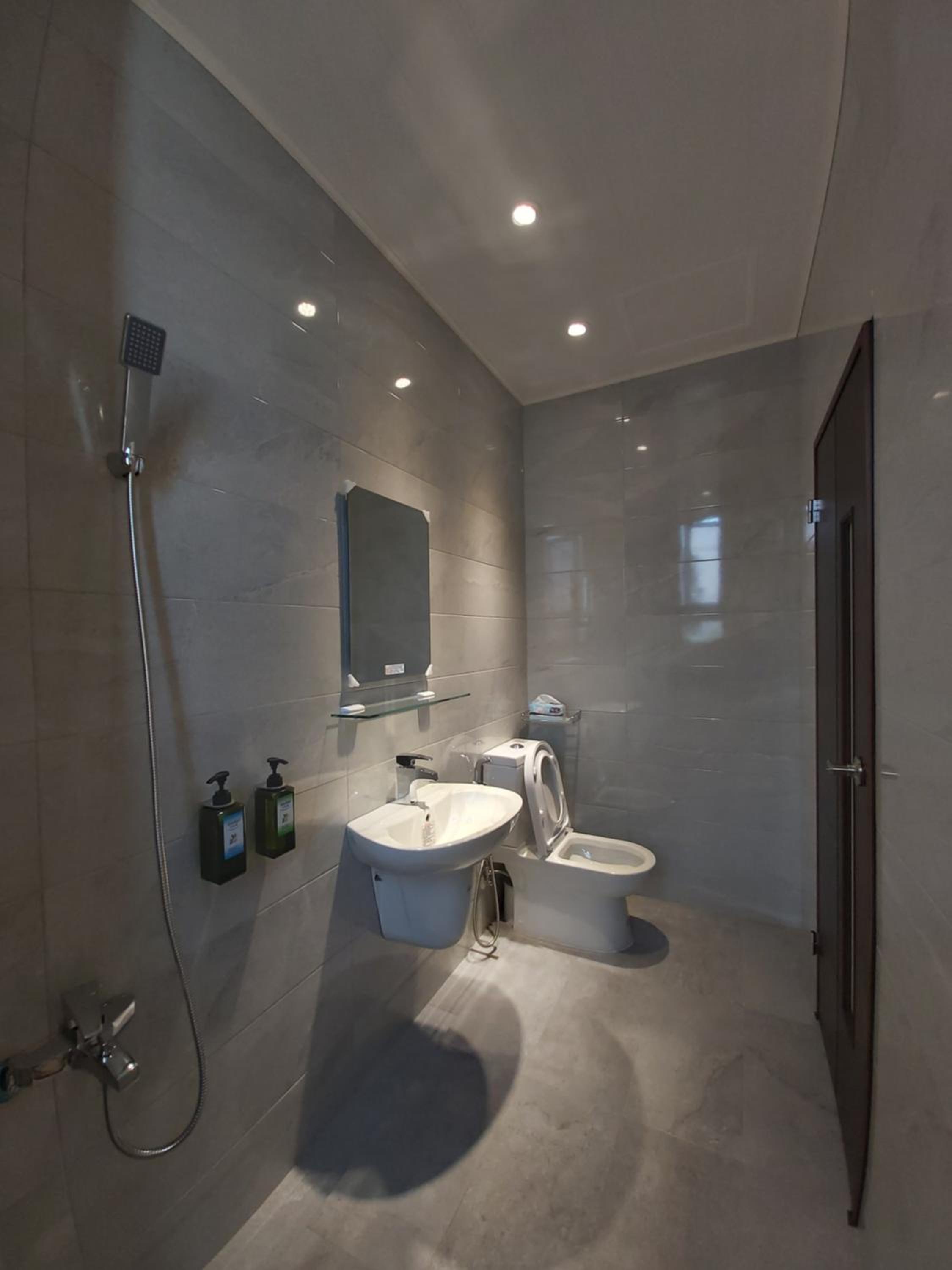 Quadruple Room with Balcony photo 3