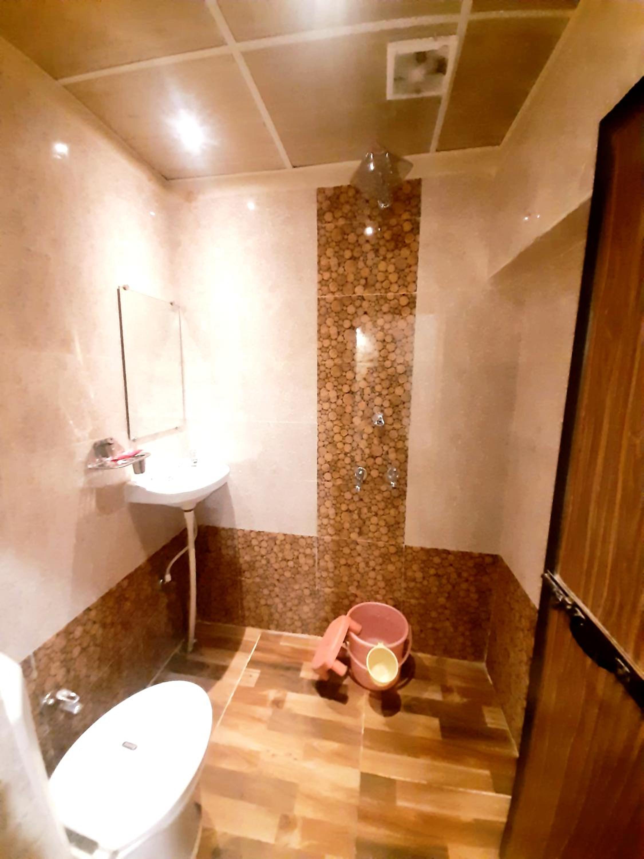 Deluxe Room - Photo 31