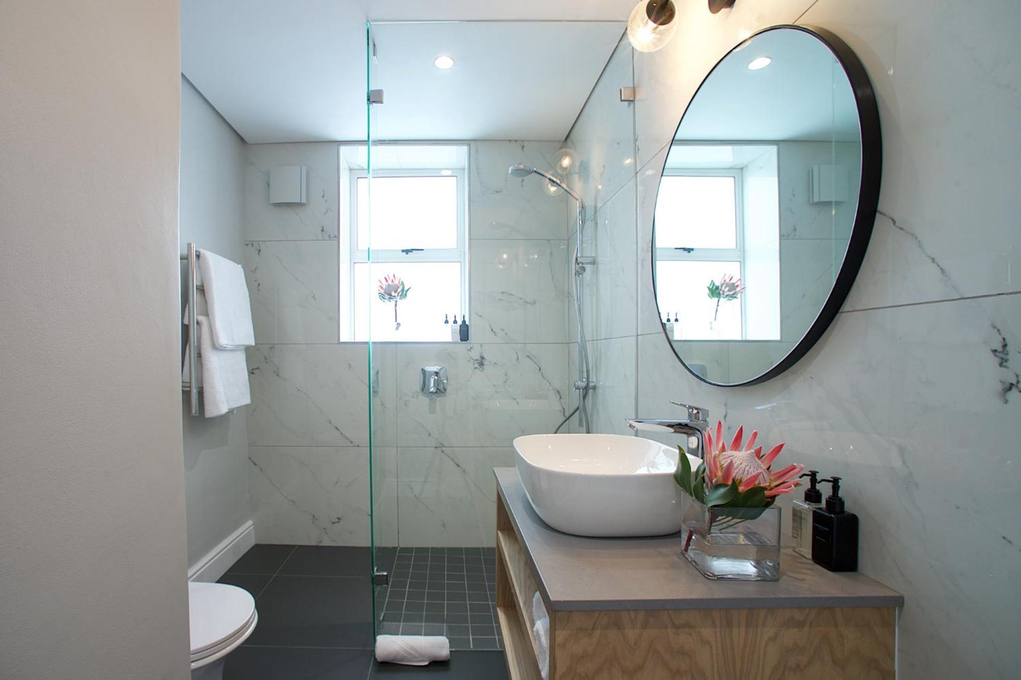 Deluxe Double or Twin Room with Balcony - Photo 18