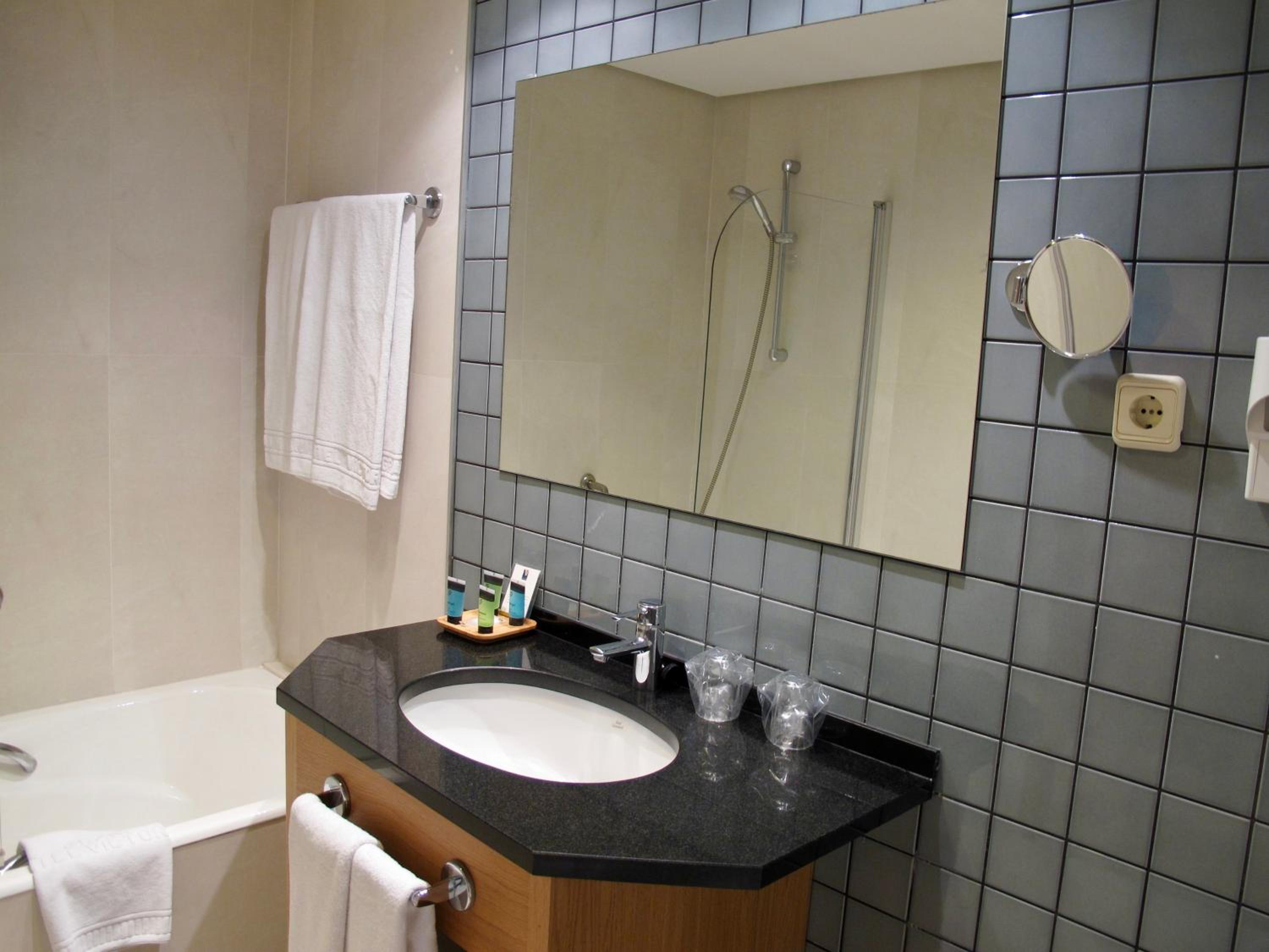 Double Or Twin Room With Parking - Photo 2