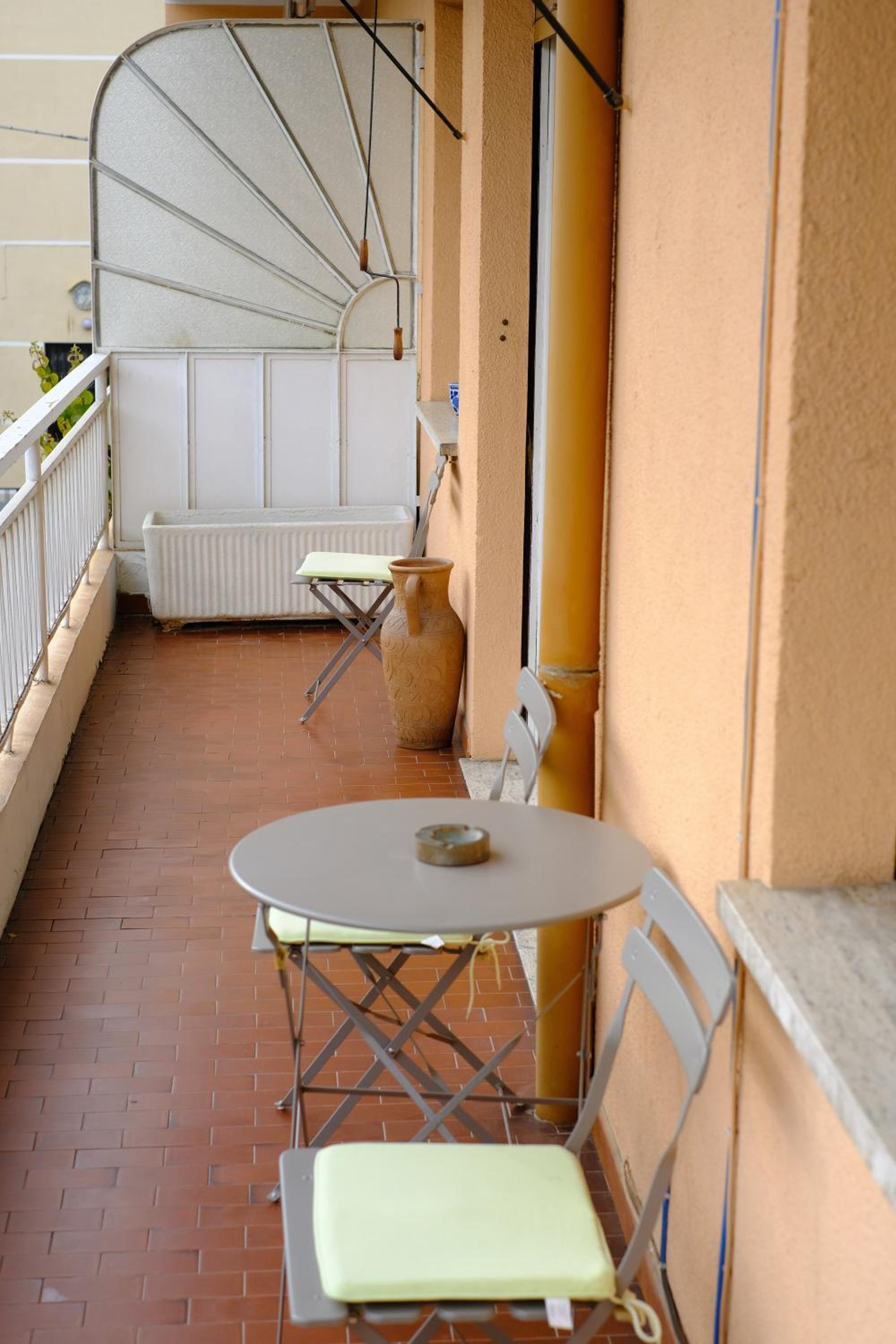 Apartment photo 3