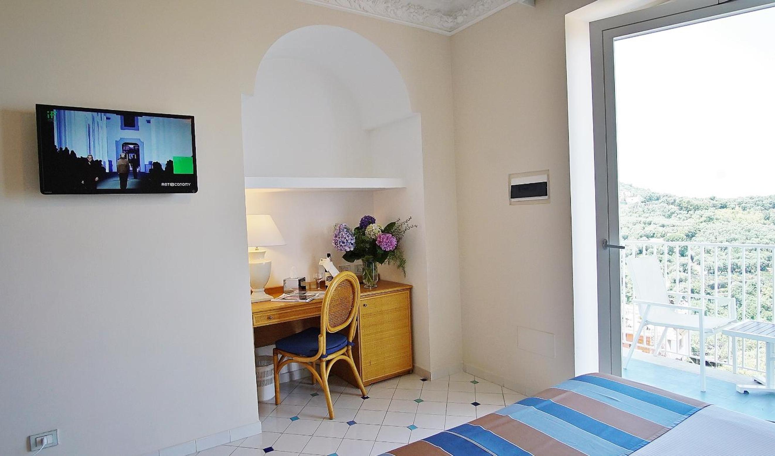 Superior Double with balcony and sunset sea view - Photo 5