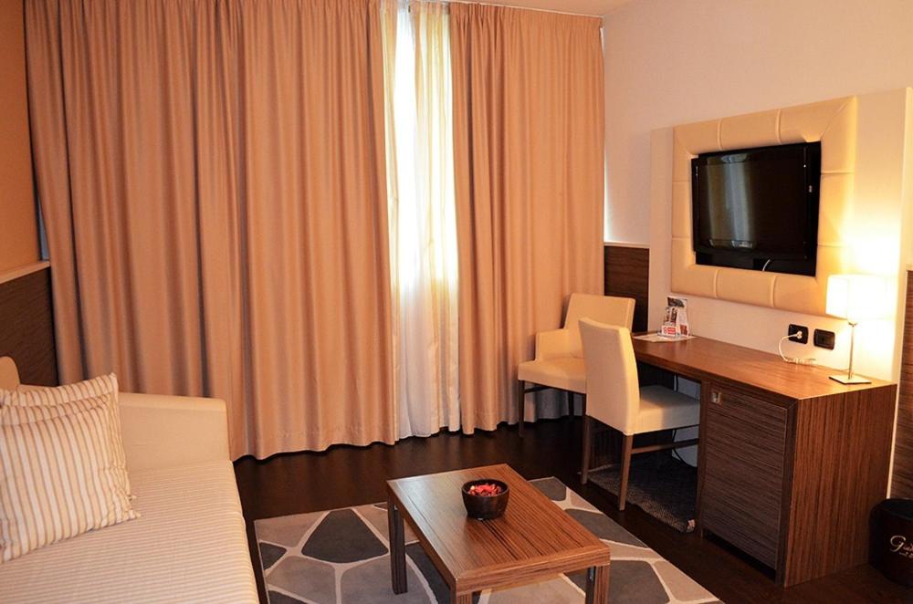 Suite photo 1