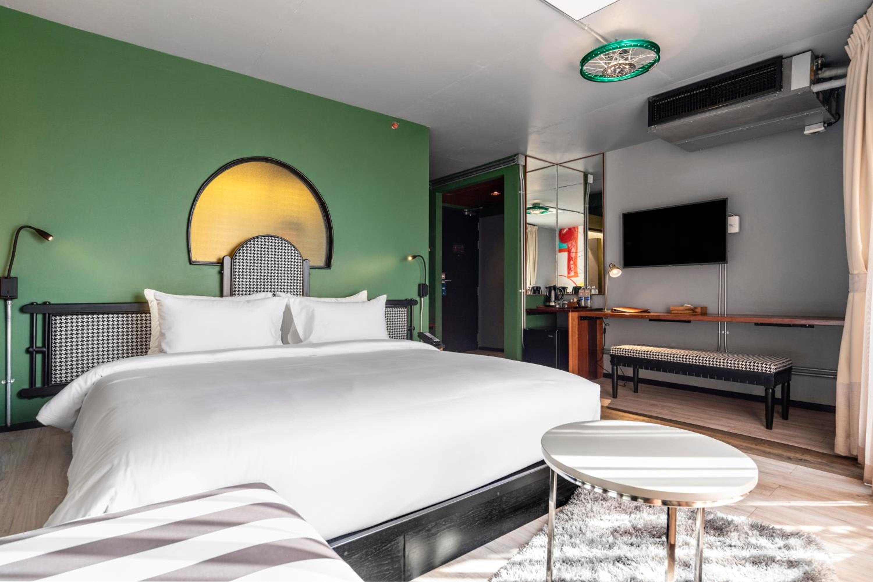 Superior Double Room with Balcony photo 2