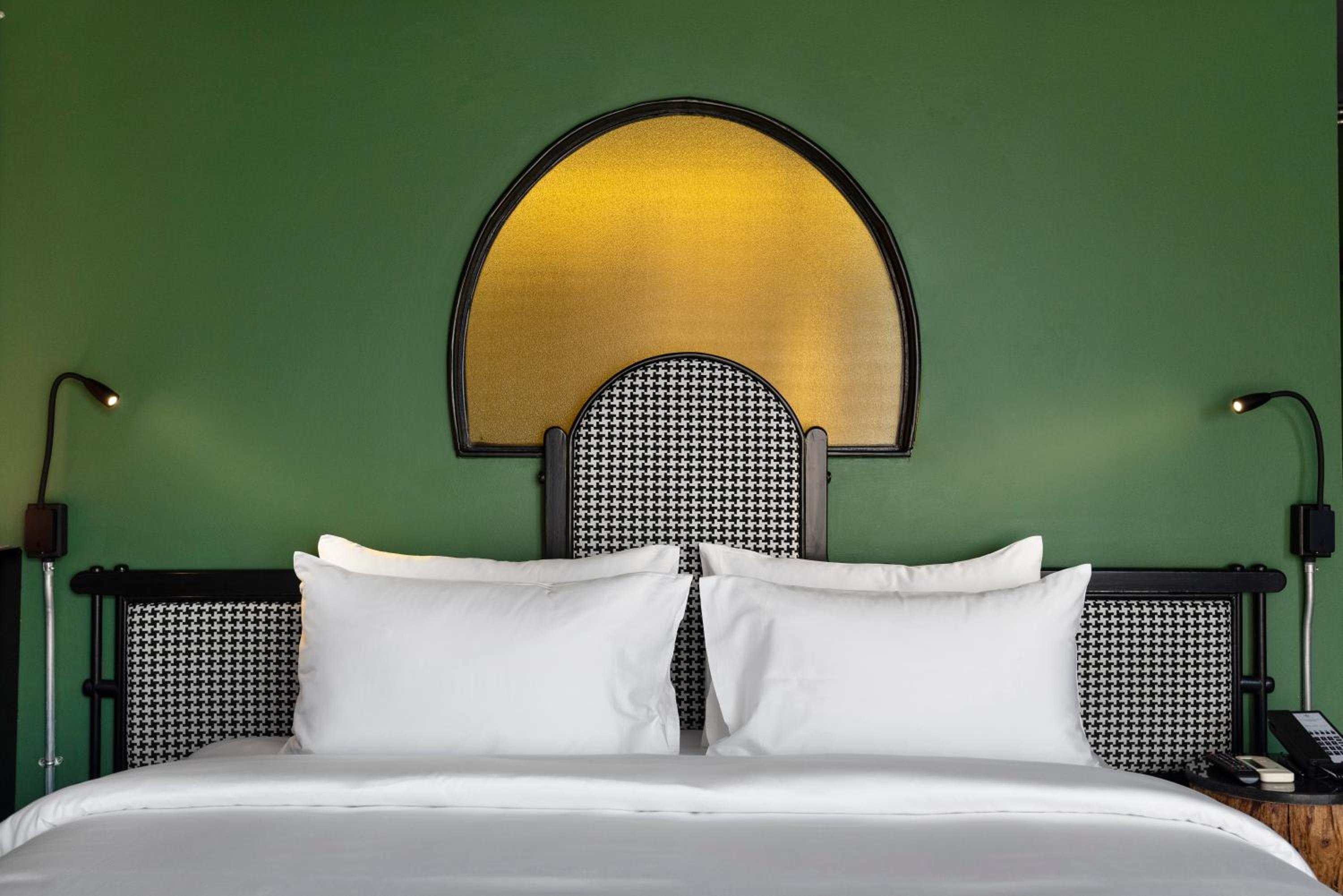Superior Double Room with Balcony photo 1
