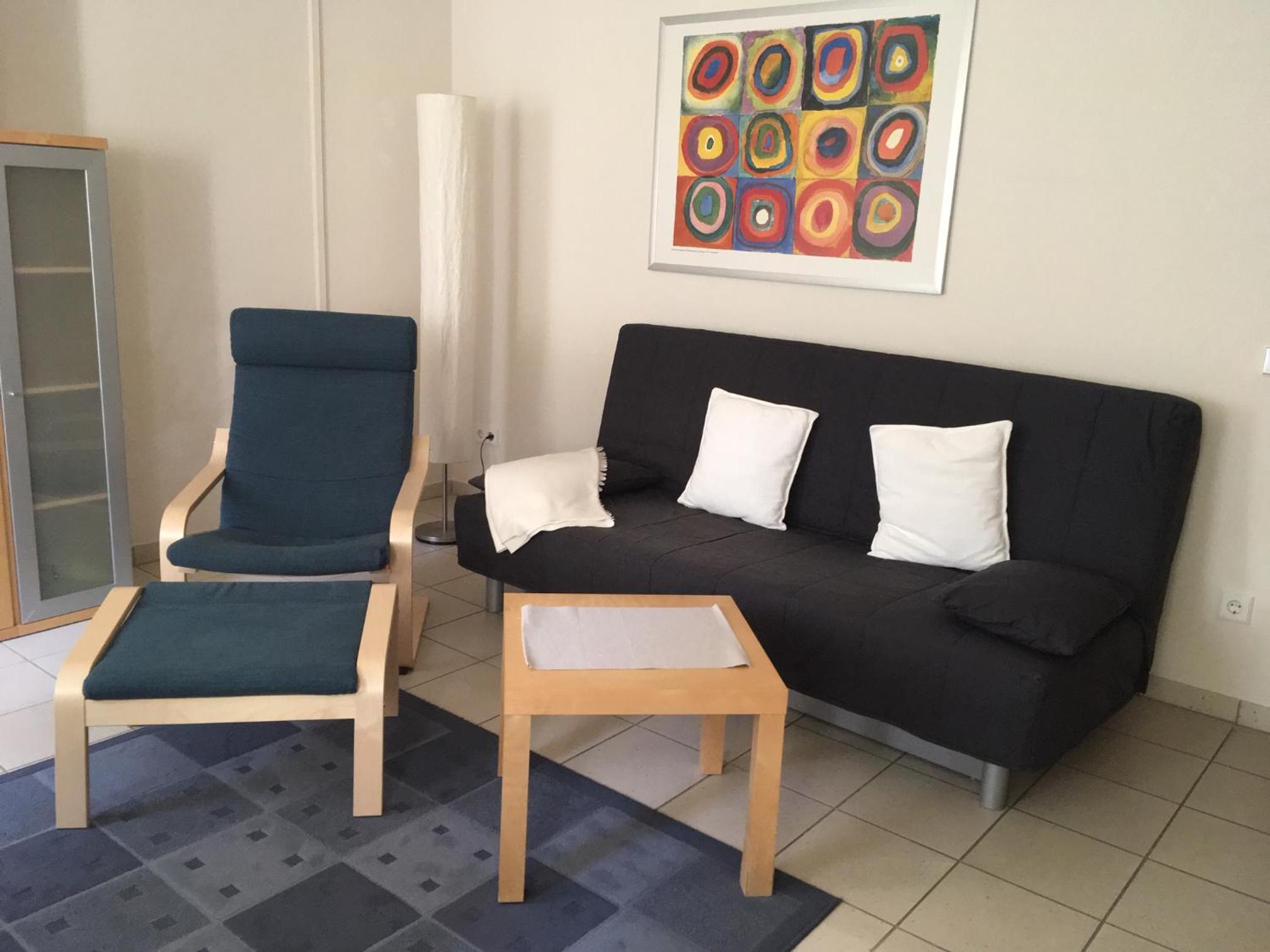 One-Bedroom Apartment photo 1