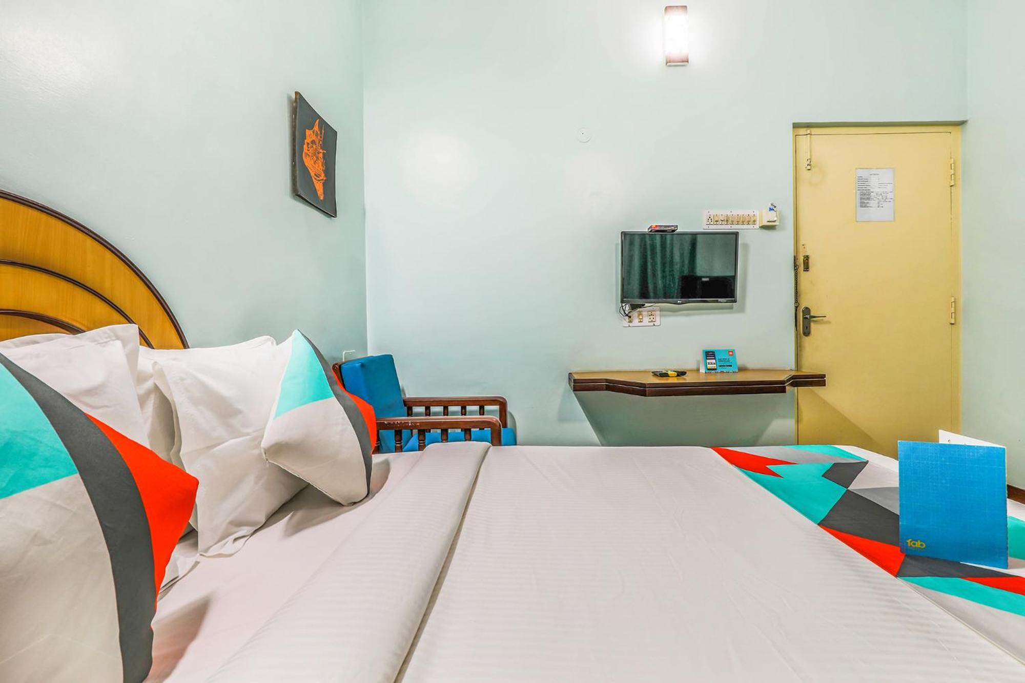 Deluxe Room - Photo 2