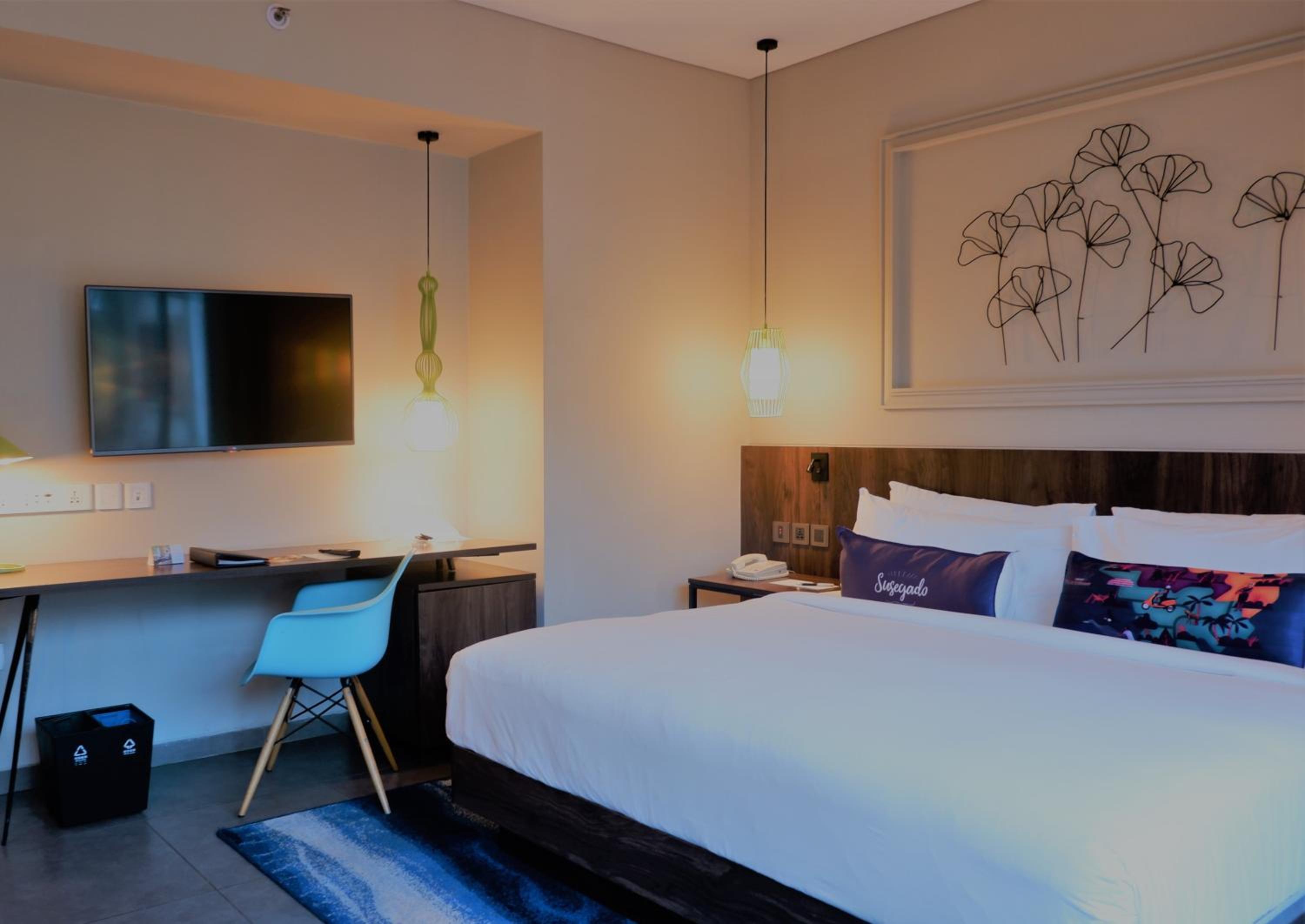 King Room (15% discount on F&B and Spa)