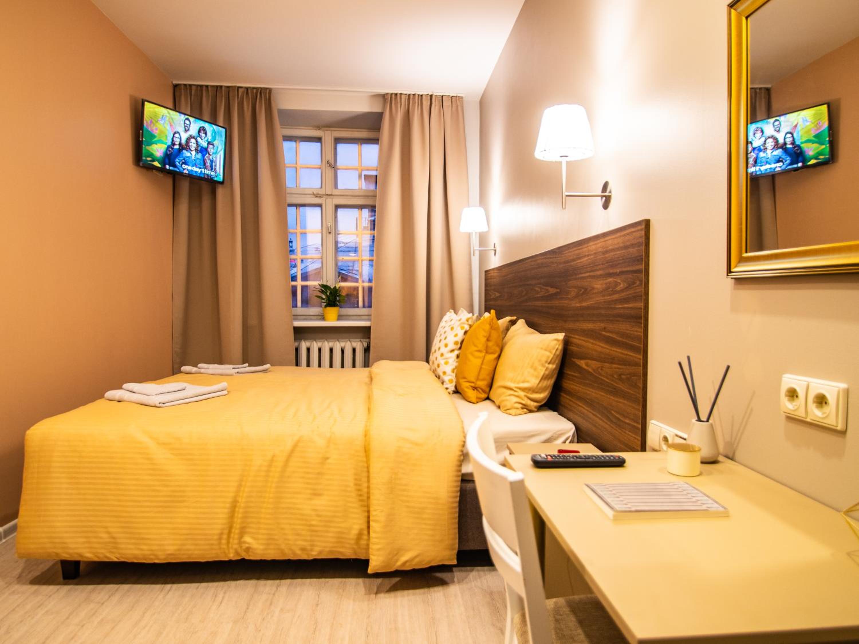 Comfort Double Room with shared bathroom