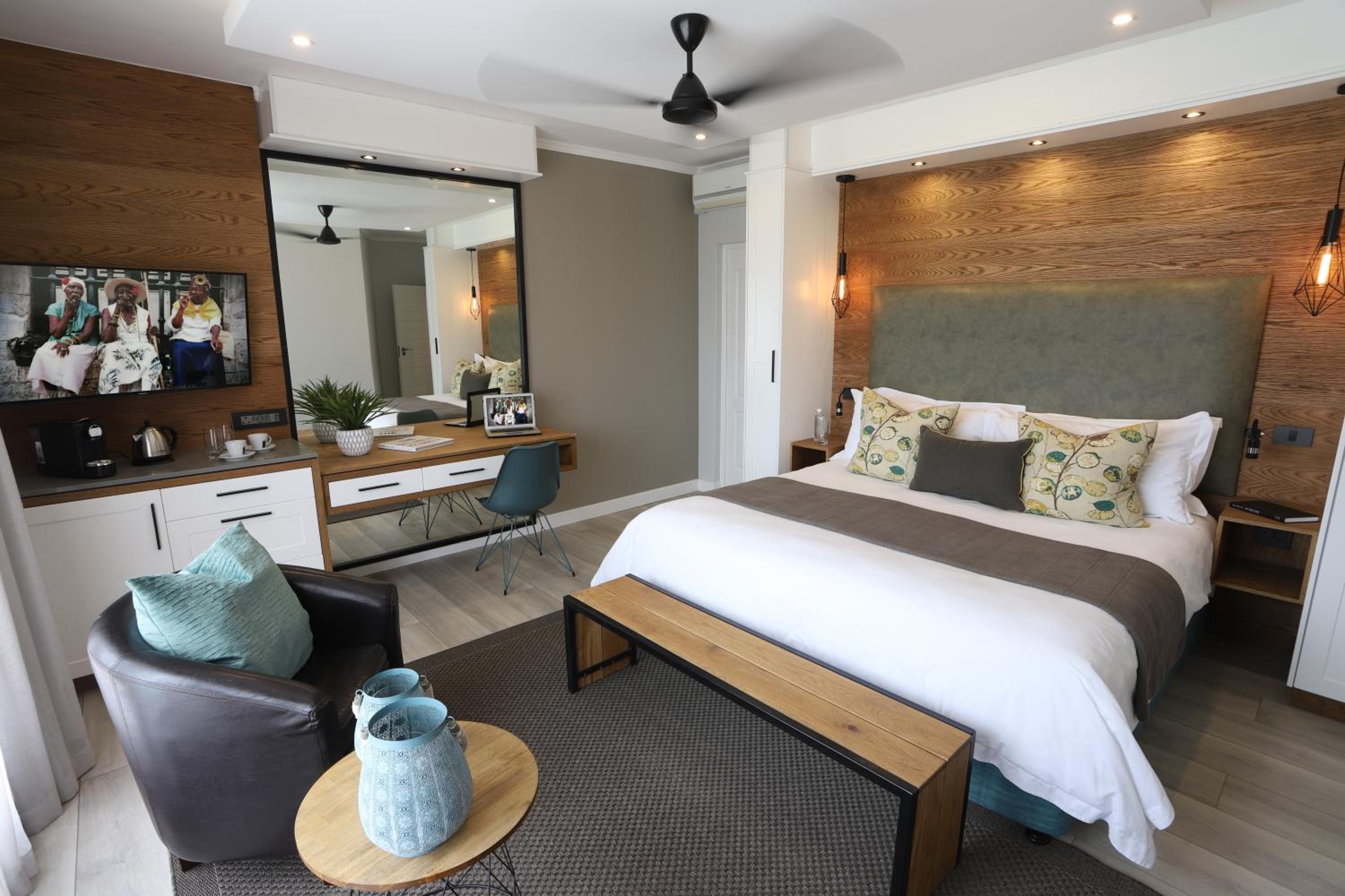Double or Twin Room photo 3