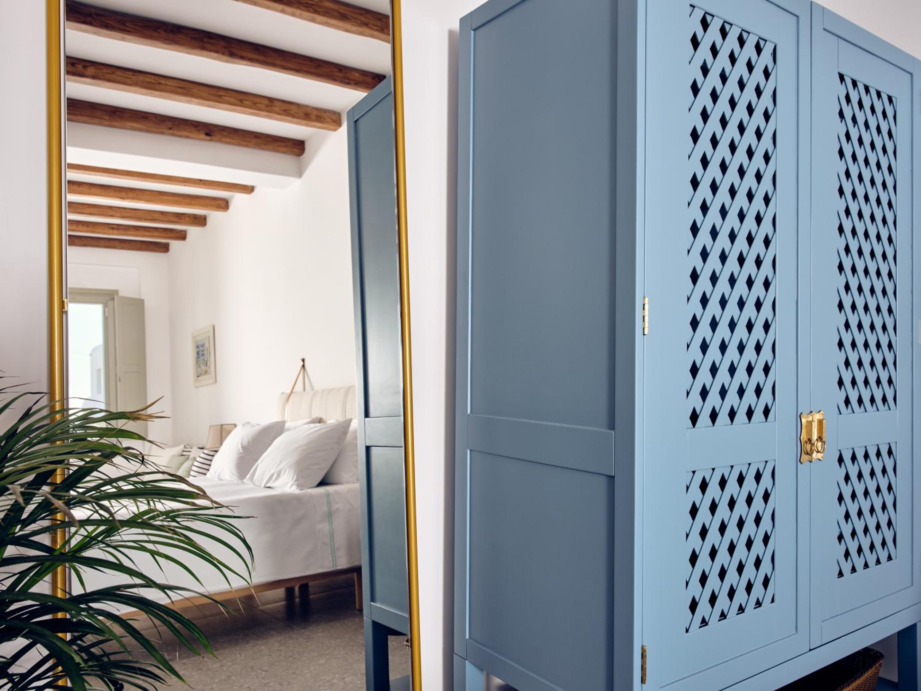 Hilltop Infinity Sea View Suite Private Pool - Photo 23