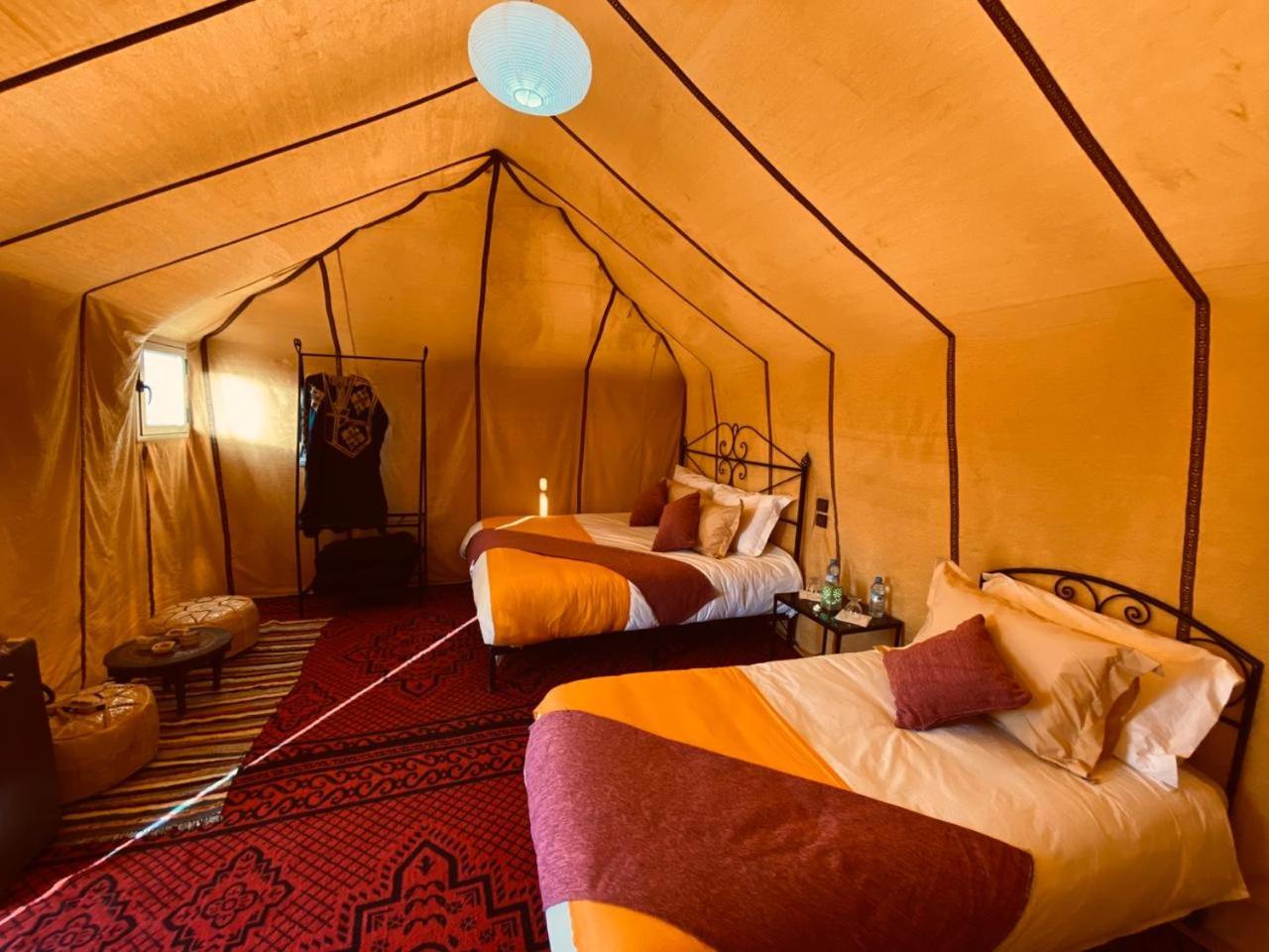 Tent - Photo 2