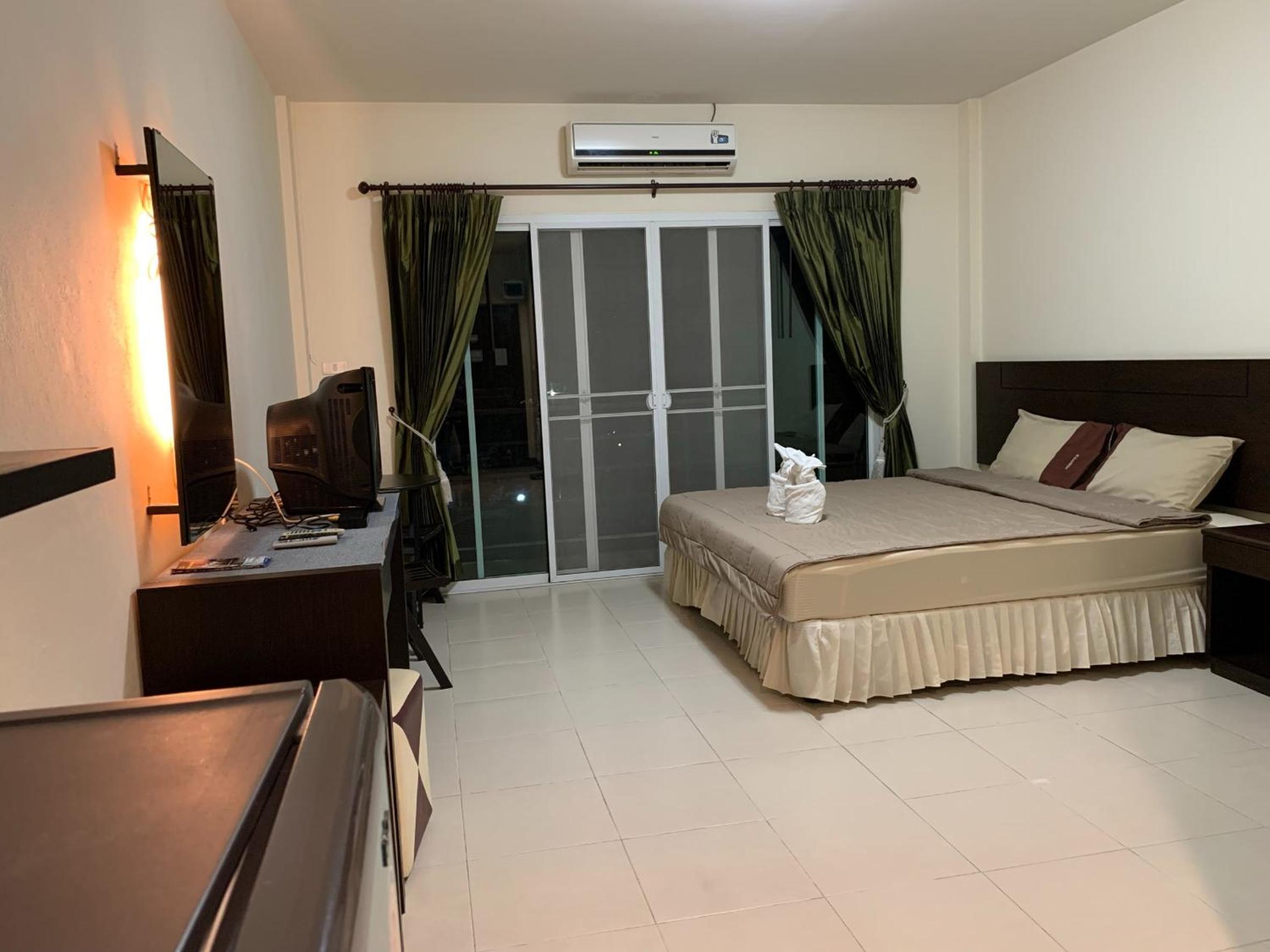Deluxe Double Room photo 3