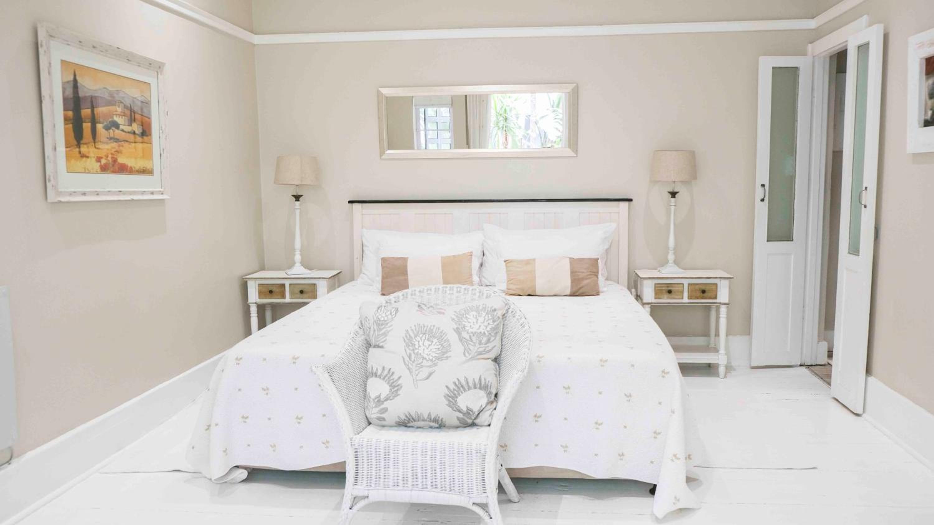 Deluxe King or Twin Room photo 1