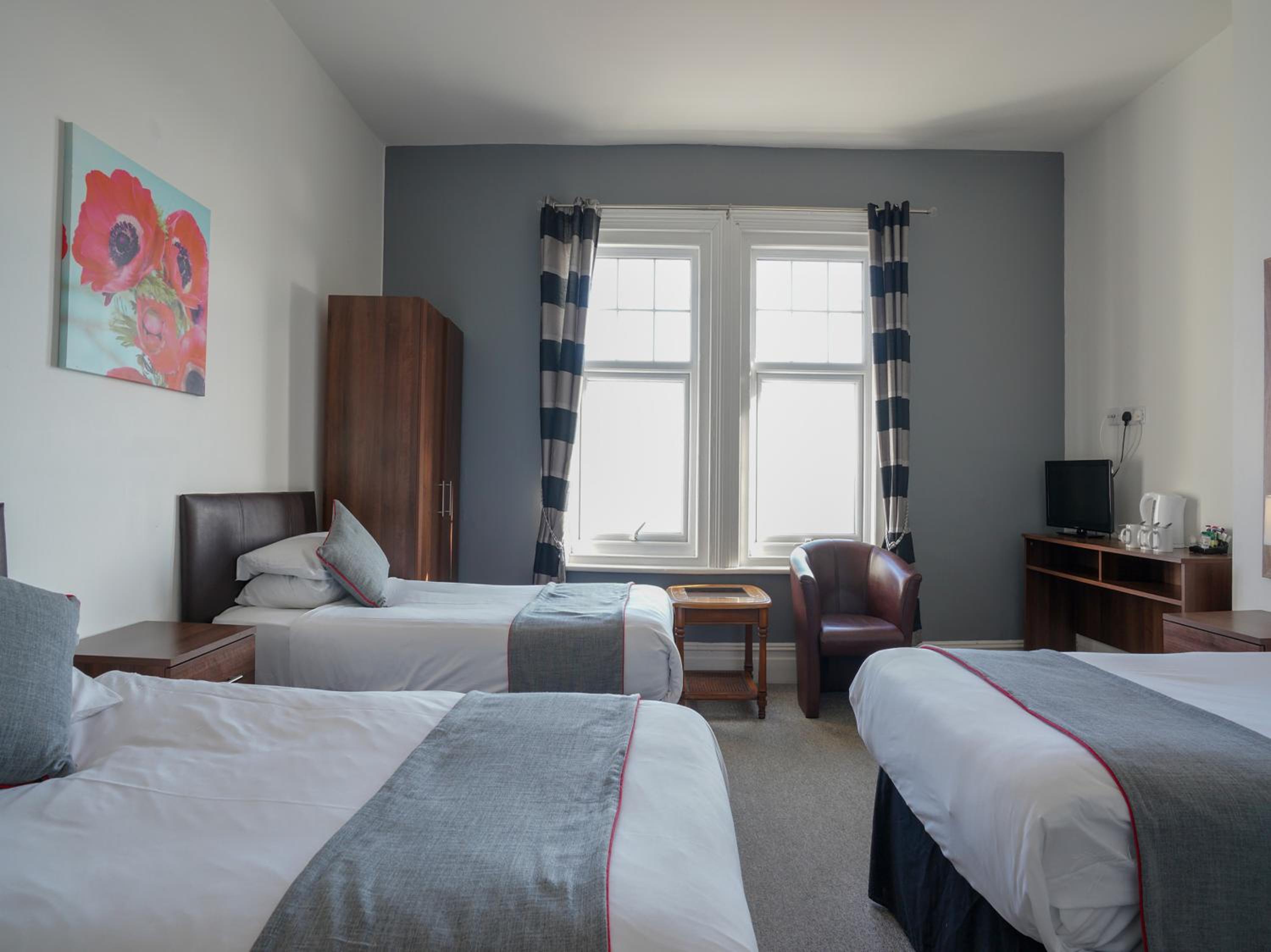 Superior Triple Room with Sea View photo 3
