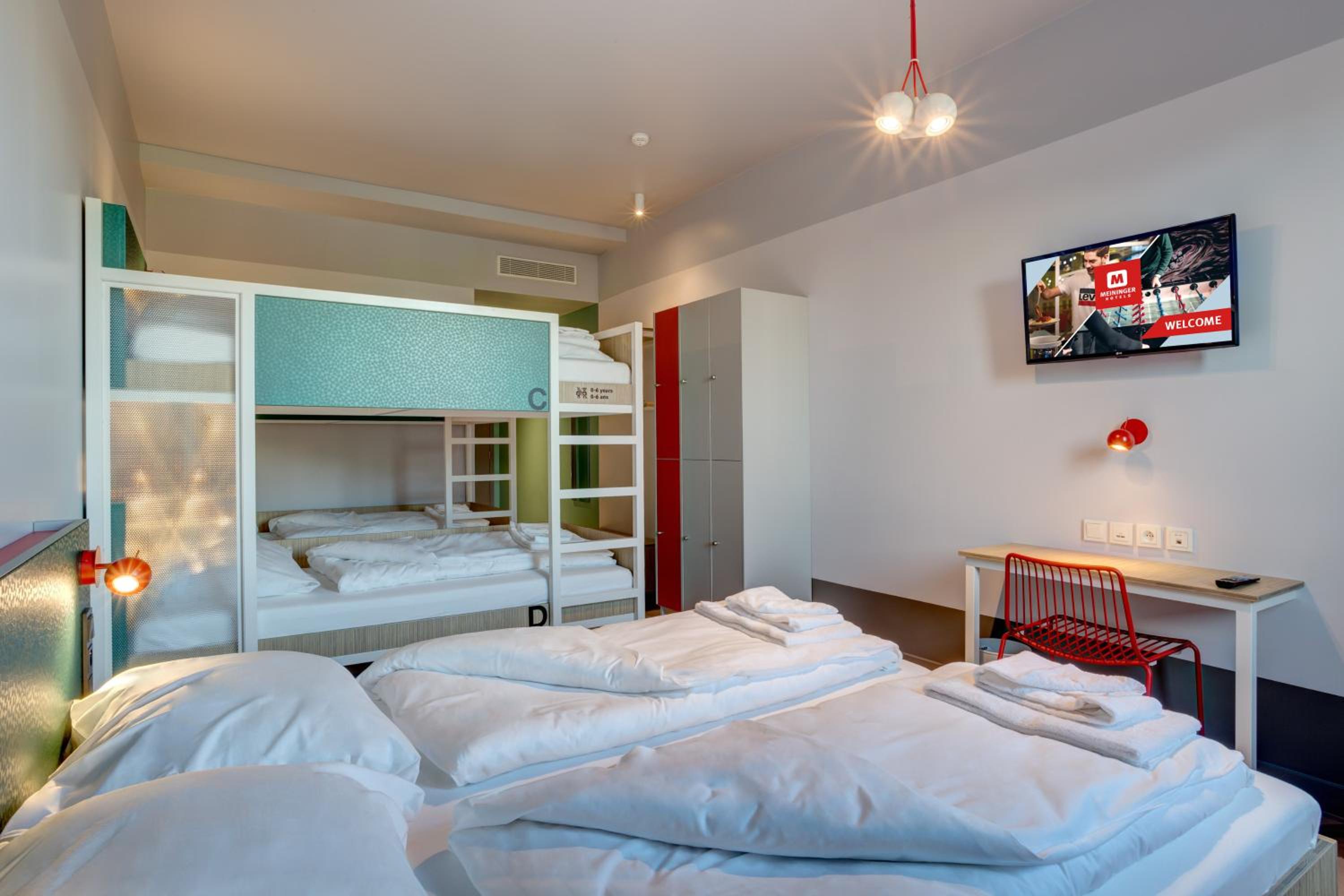 5-Bed Room photo 3