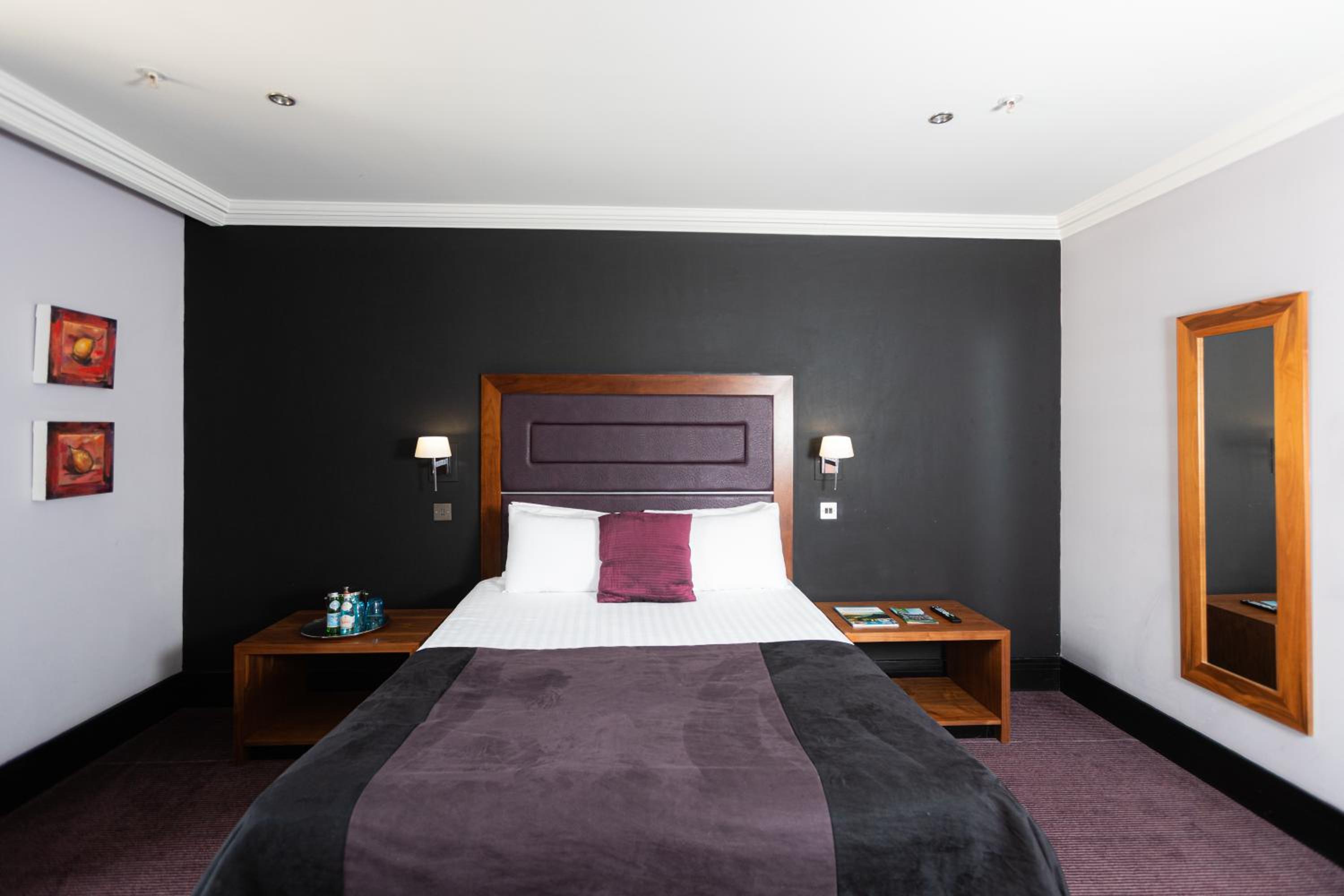 Deluxe Double Room with Bath photo 2