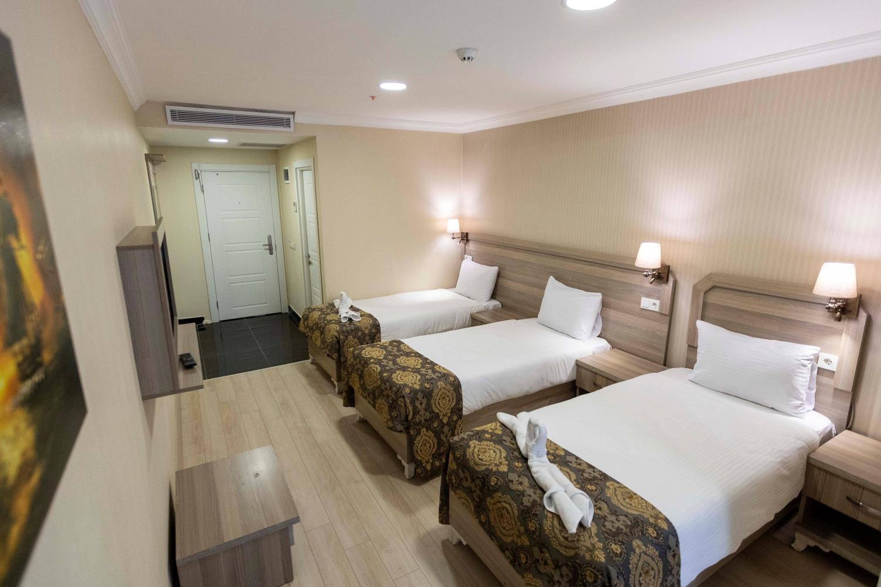 Standard Triple Room photo 1