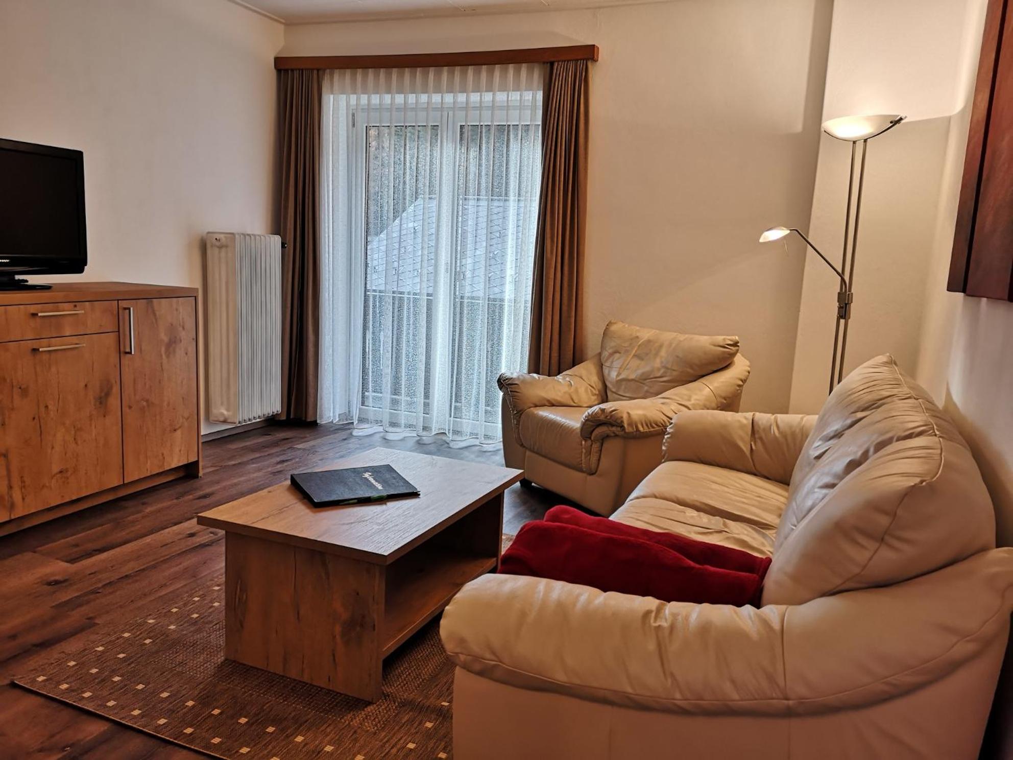 Two-Bedroom Apartment with Balcony (4 Adults)