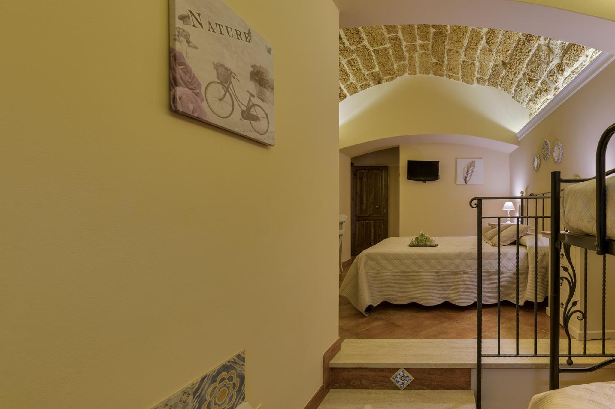 Quadruple Room - Photo 1