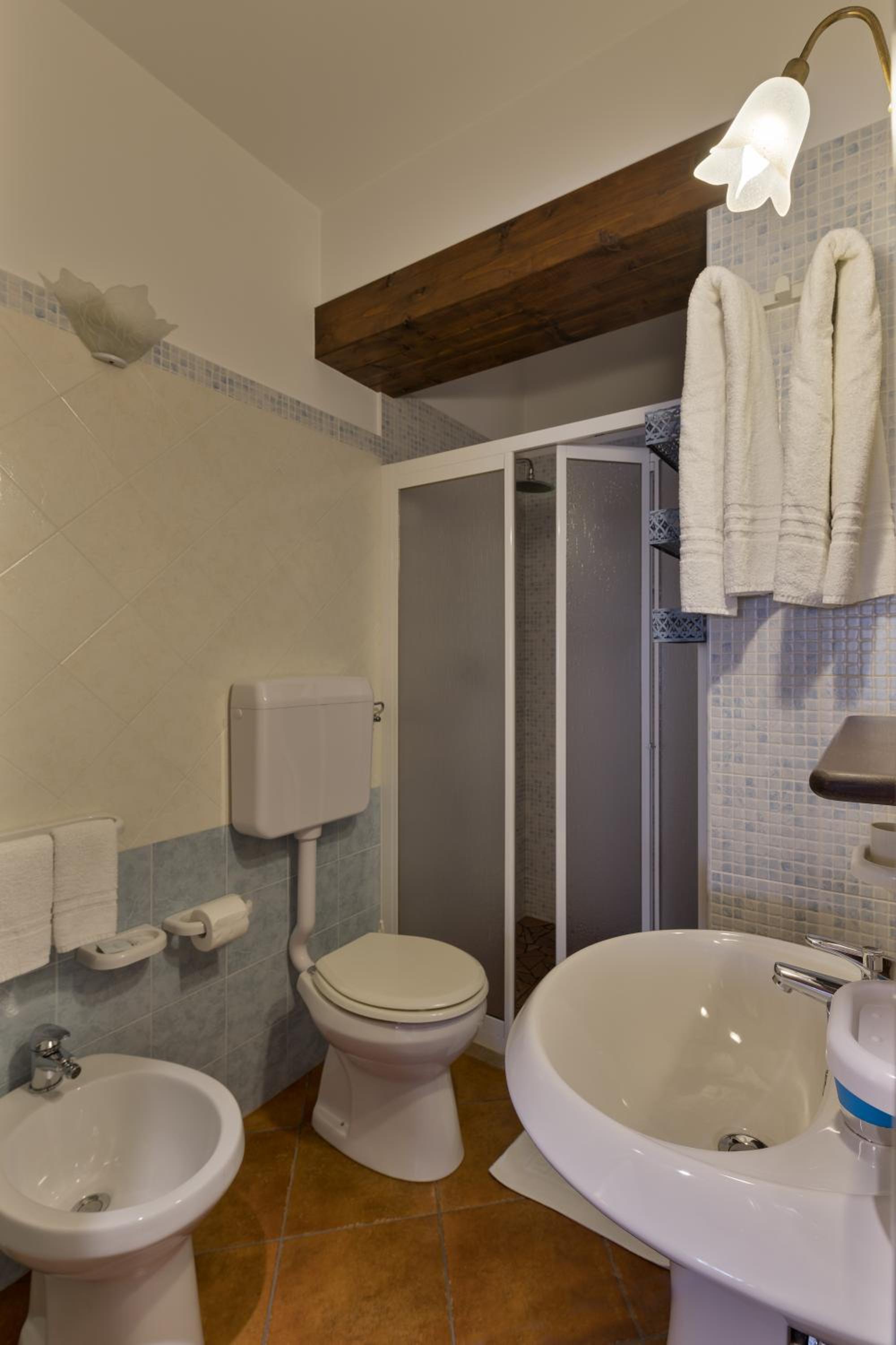 Triple Room - Photo 2