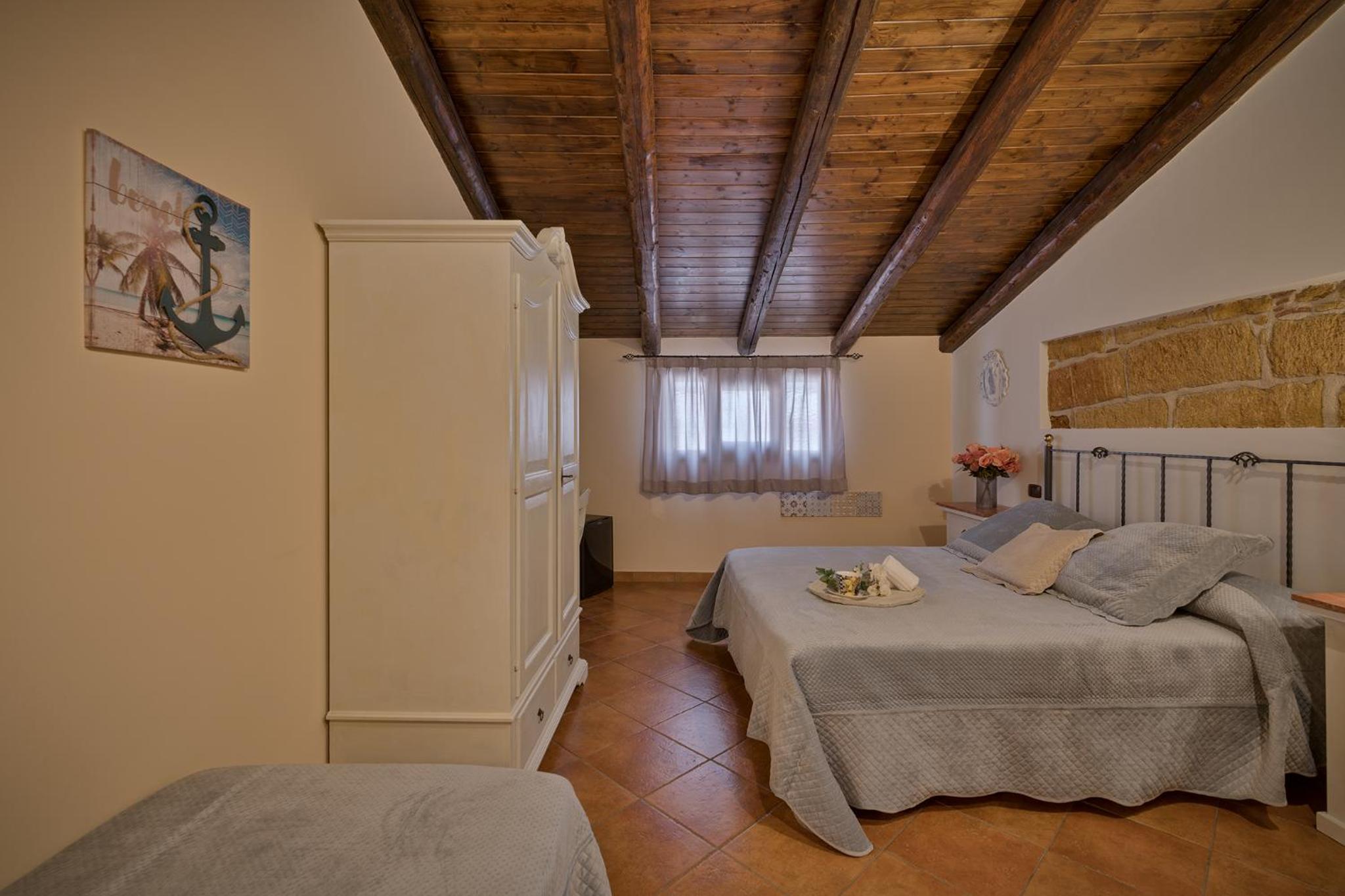 Triple Room - Photo 8