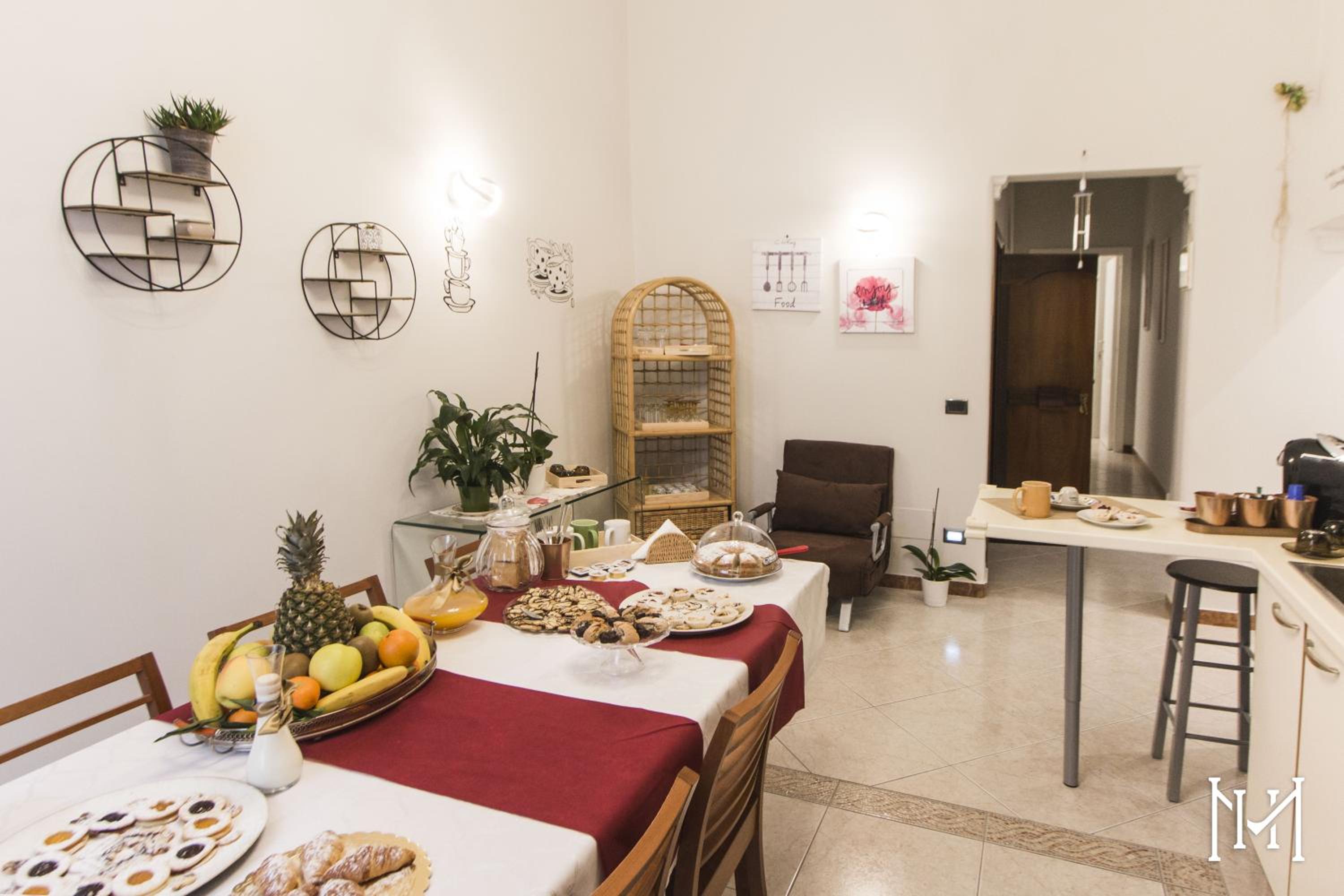 Double Room with Balcony (3 Adults) - Photo 22