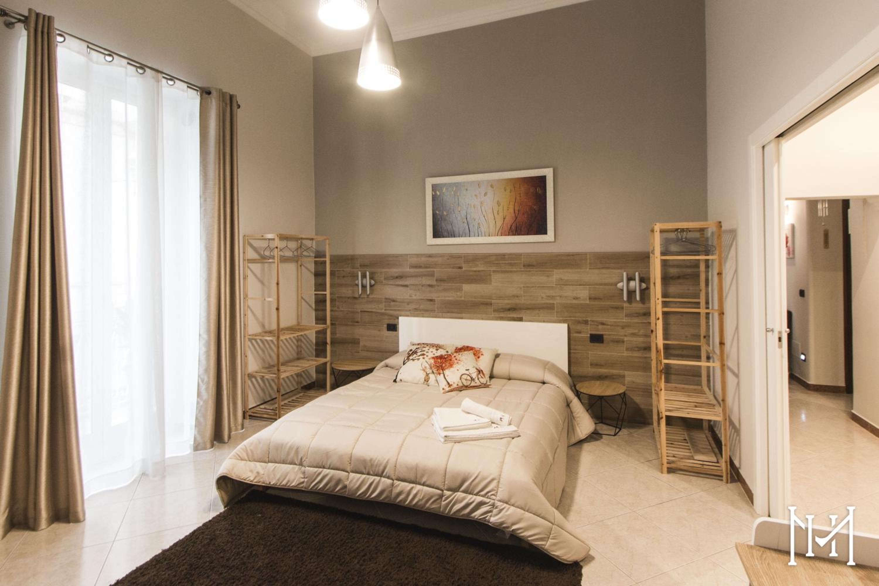 Double Room with Balcony (3 Adults) - Photo 1