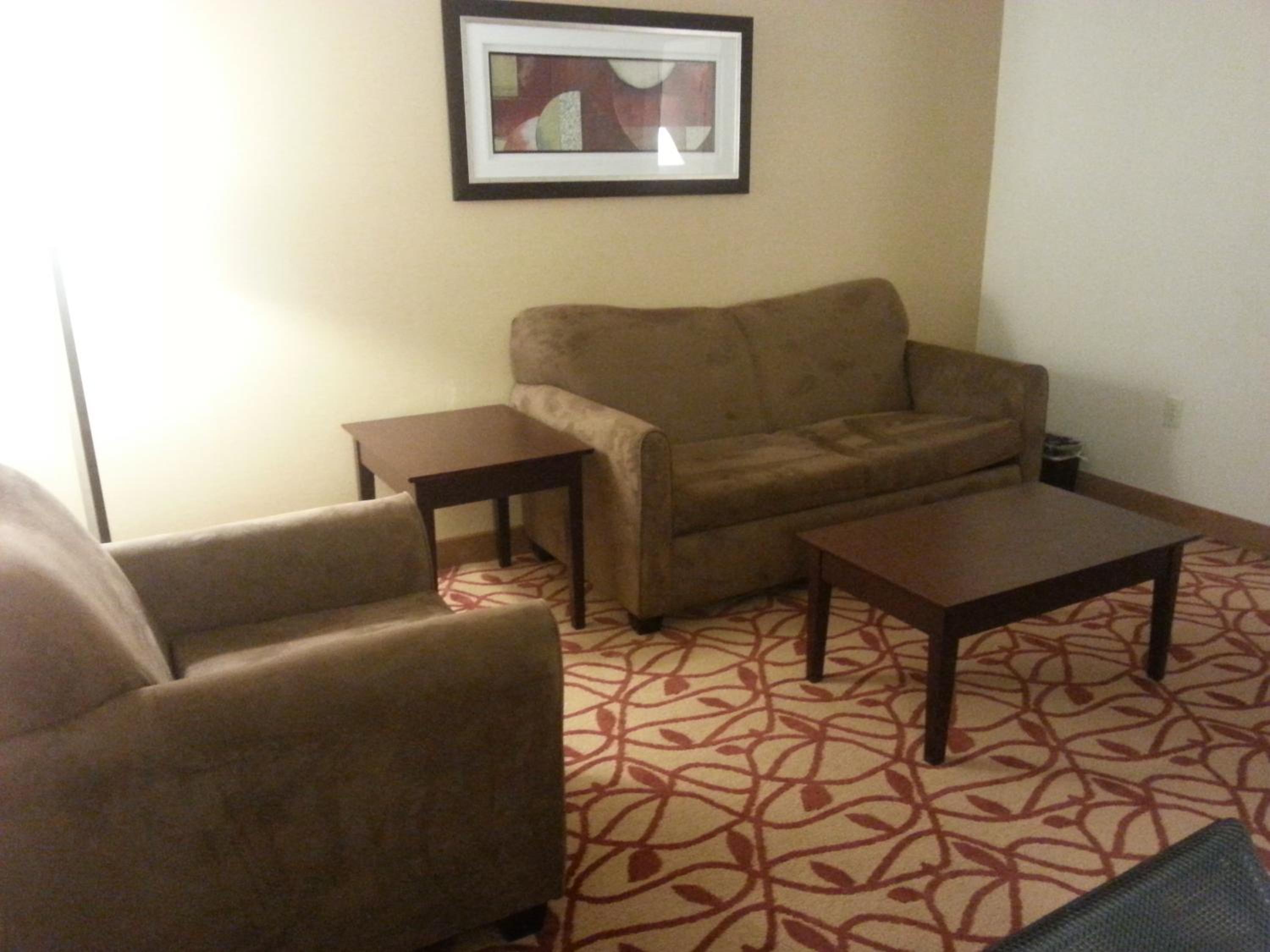 Large King Room with Courtyard View - Non-Smoking - Photo 4