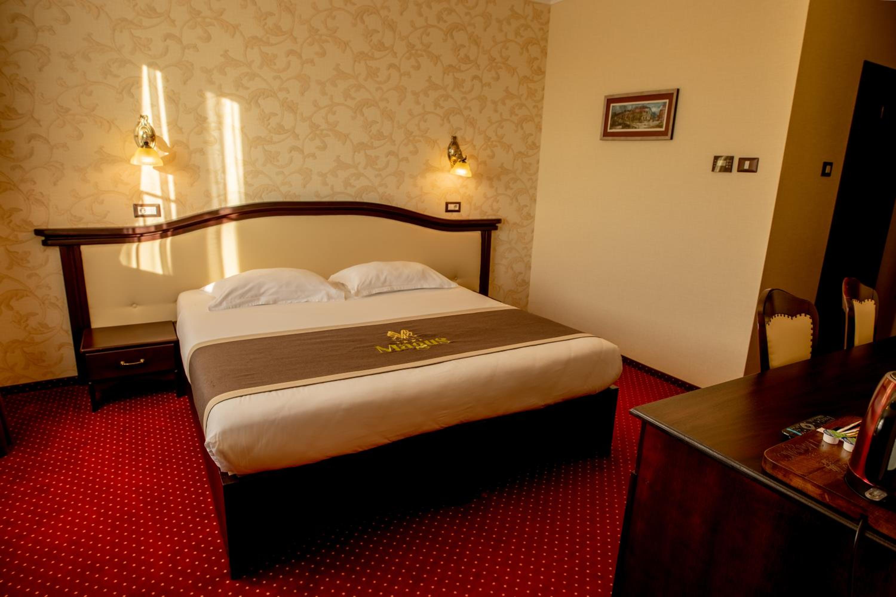 Superior King Room photo 1