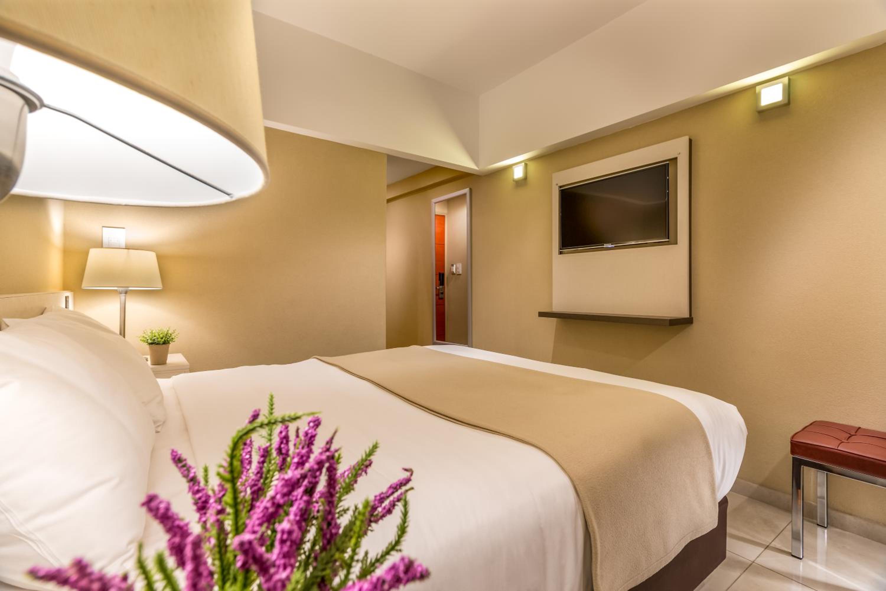 Double or Twin Room photo 1
