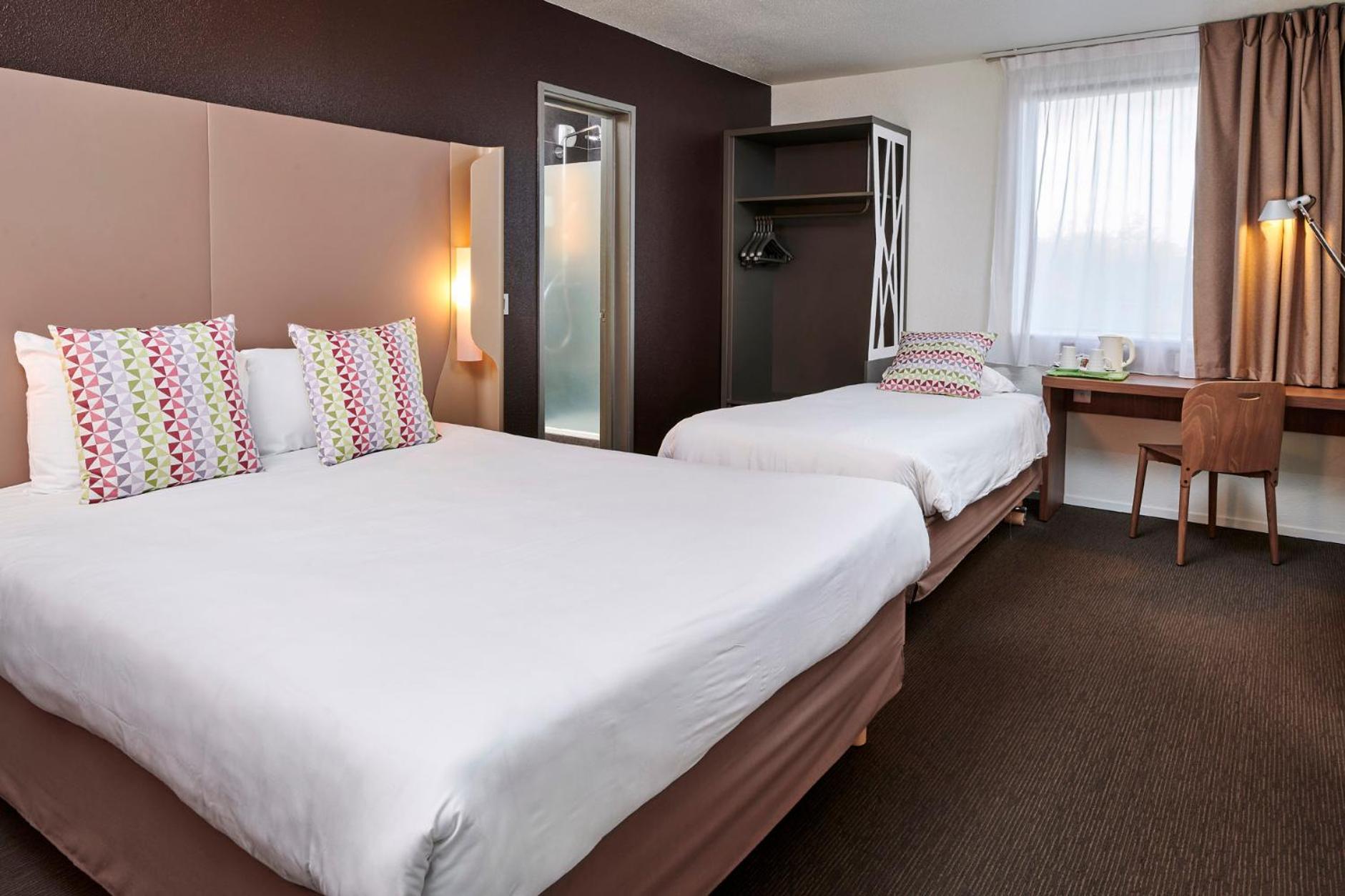 1 Double Bed 1 Single Bed photo 1