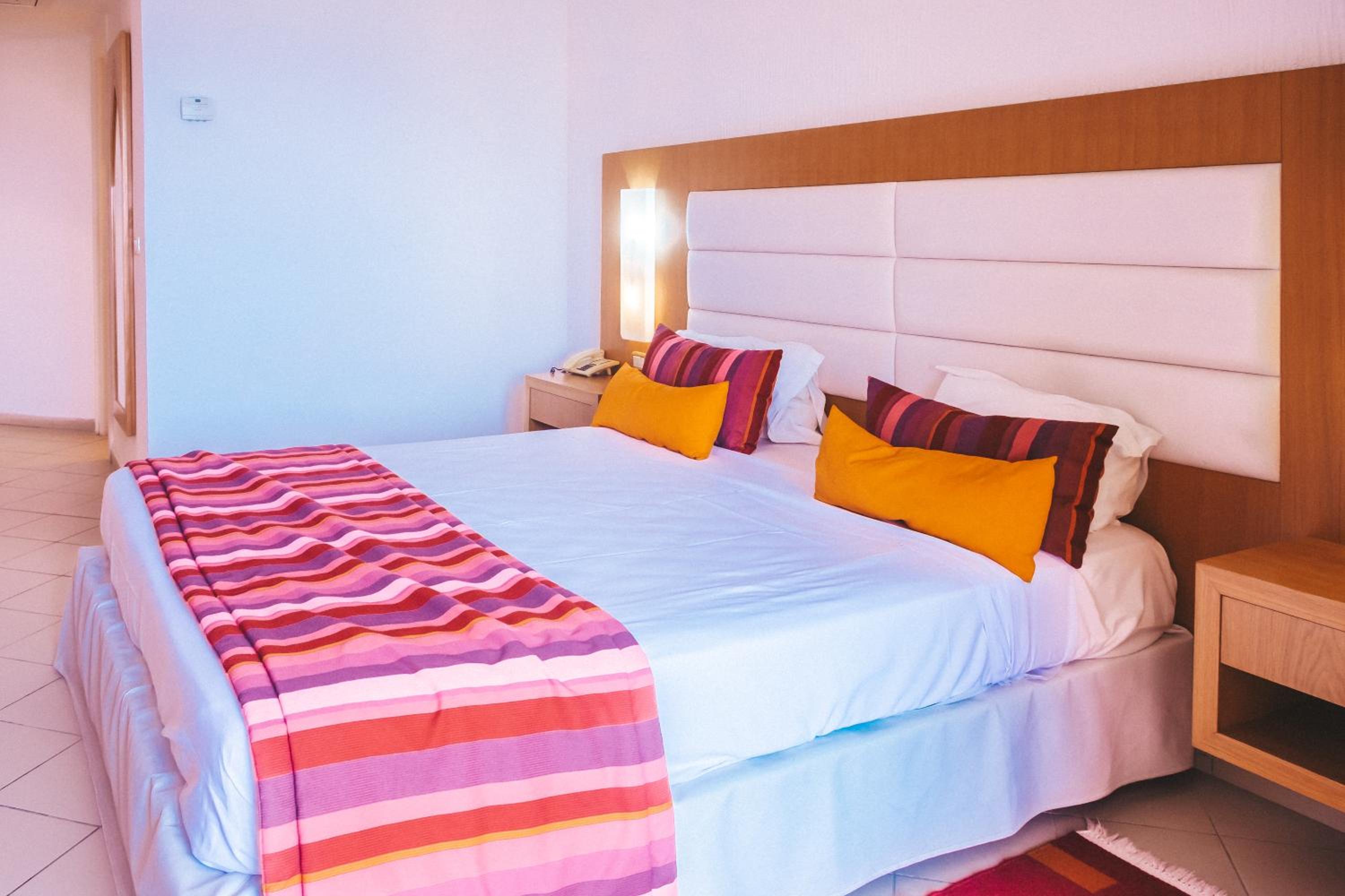Standard Double or Twin Room - Photo 2