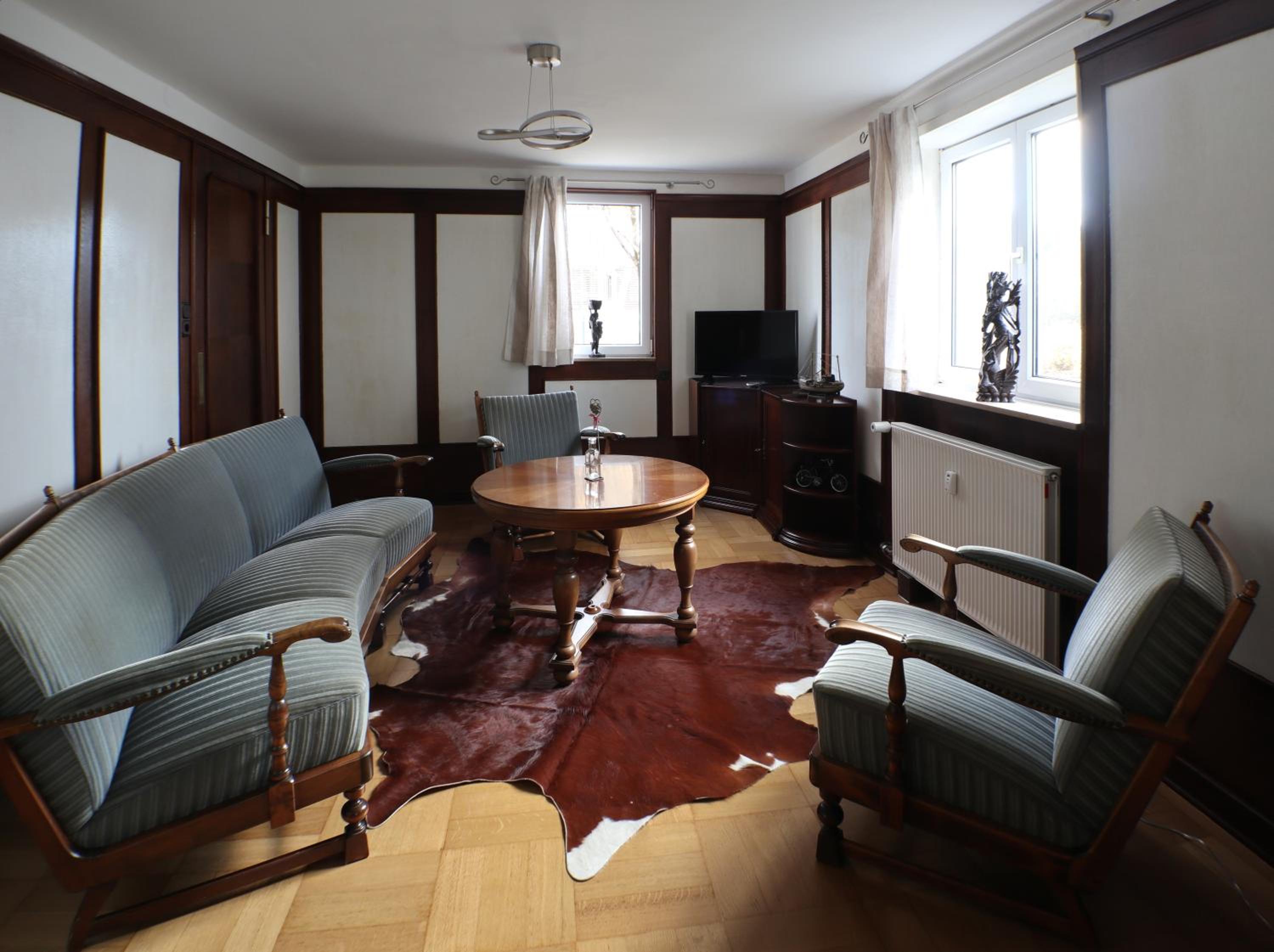 One-Bedroom Apartment photo 3