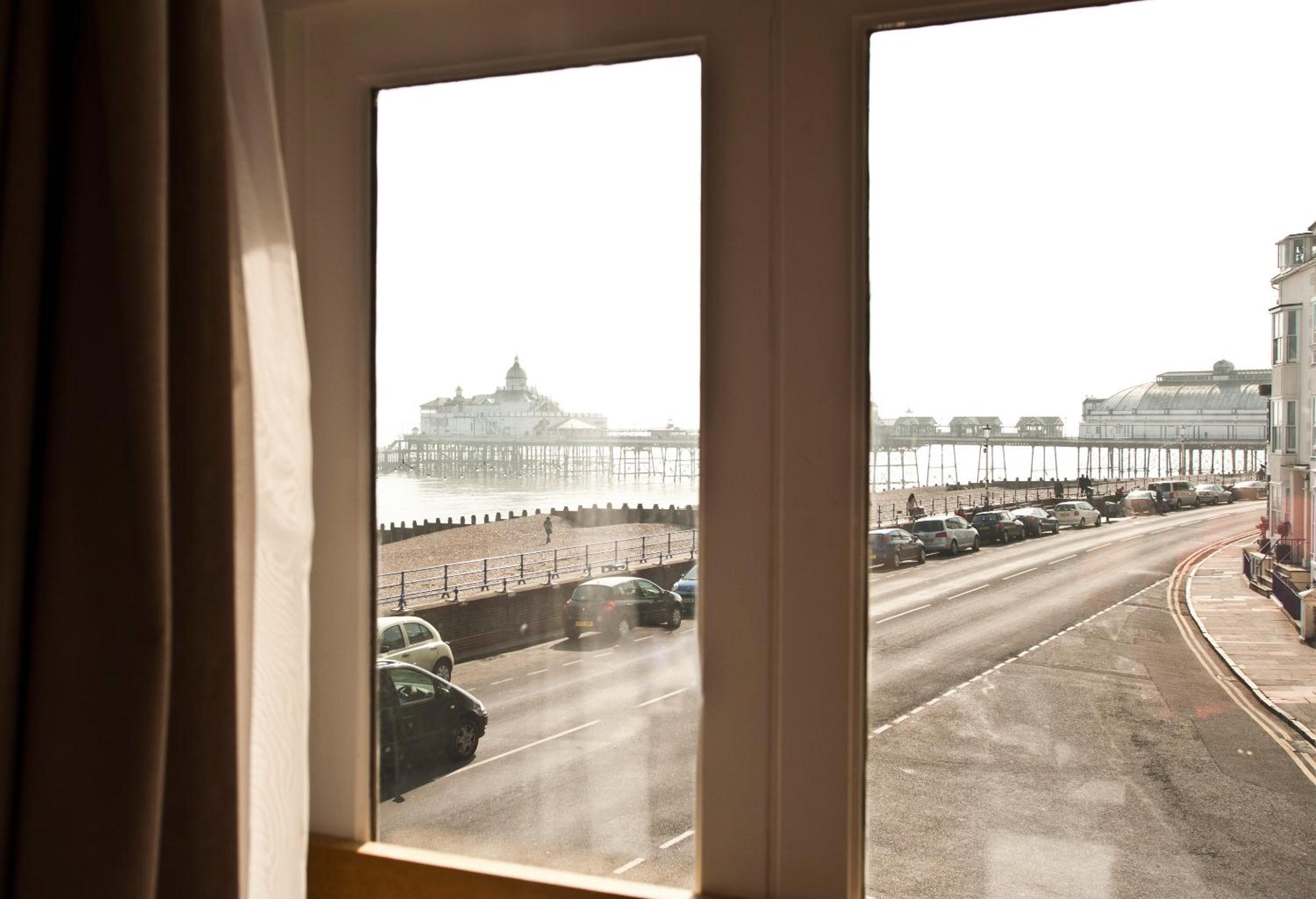 Double Room with Sea View - Photo 4