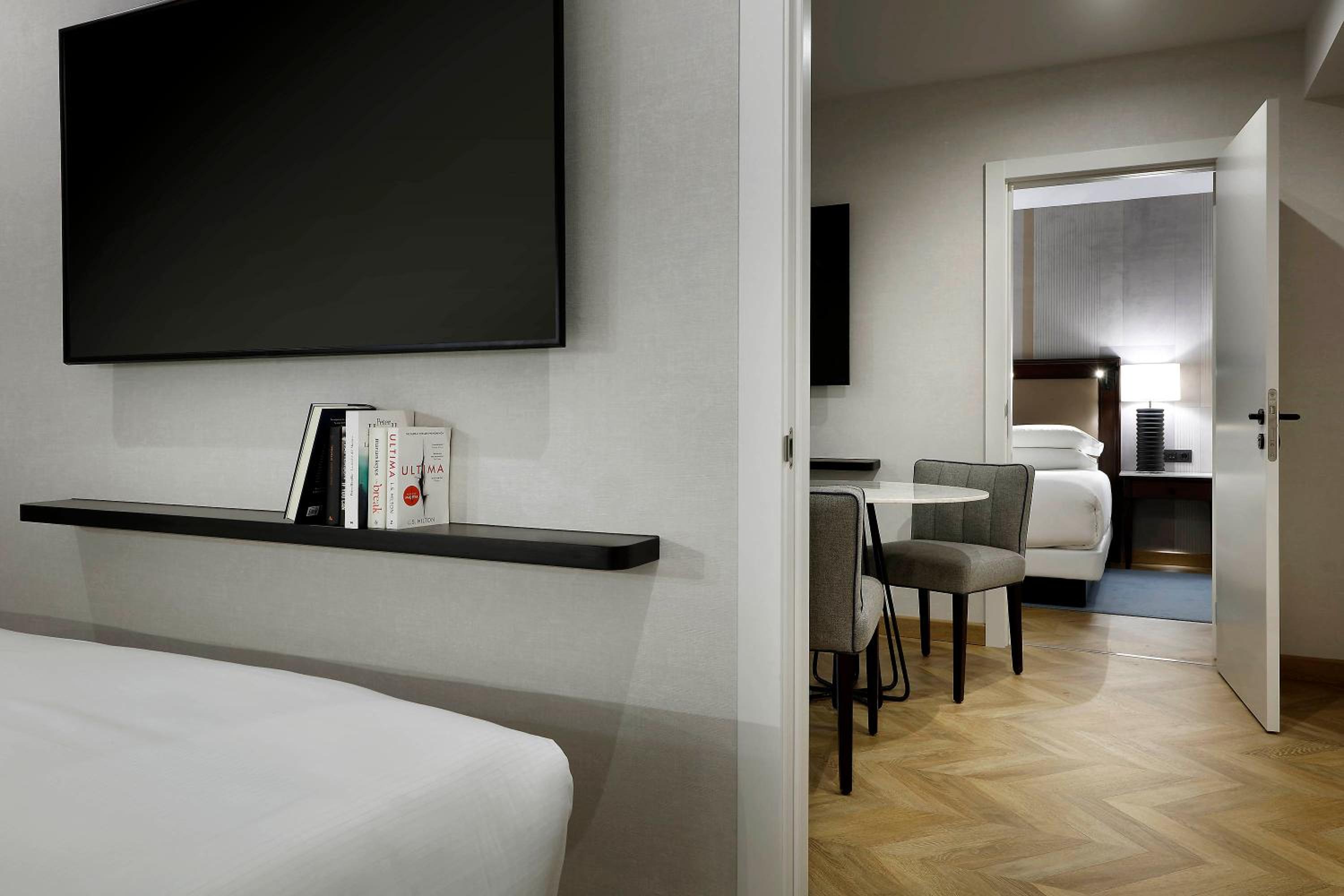 Family Suite - Photo 5