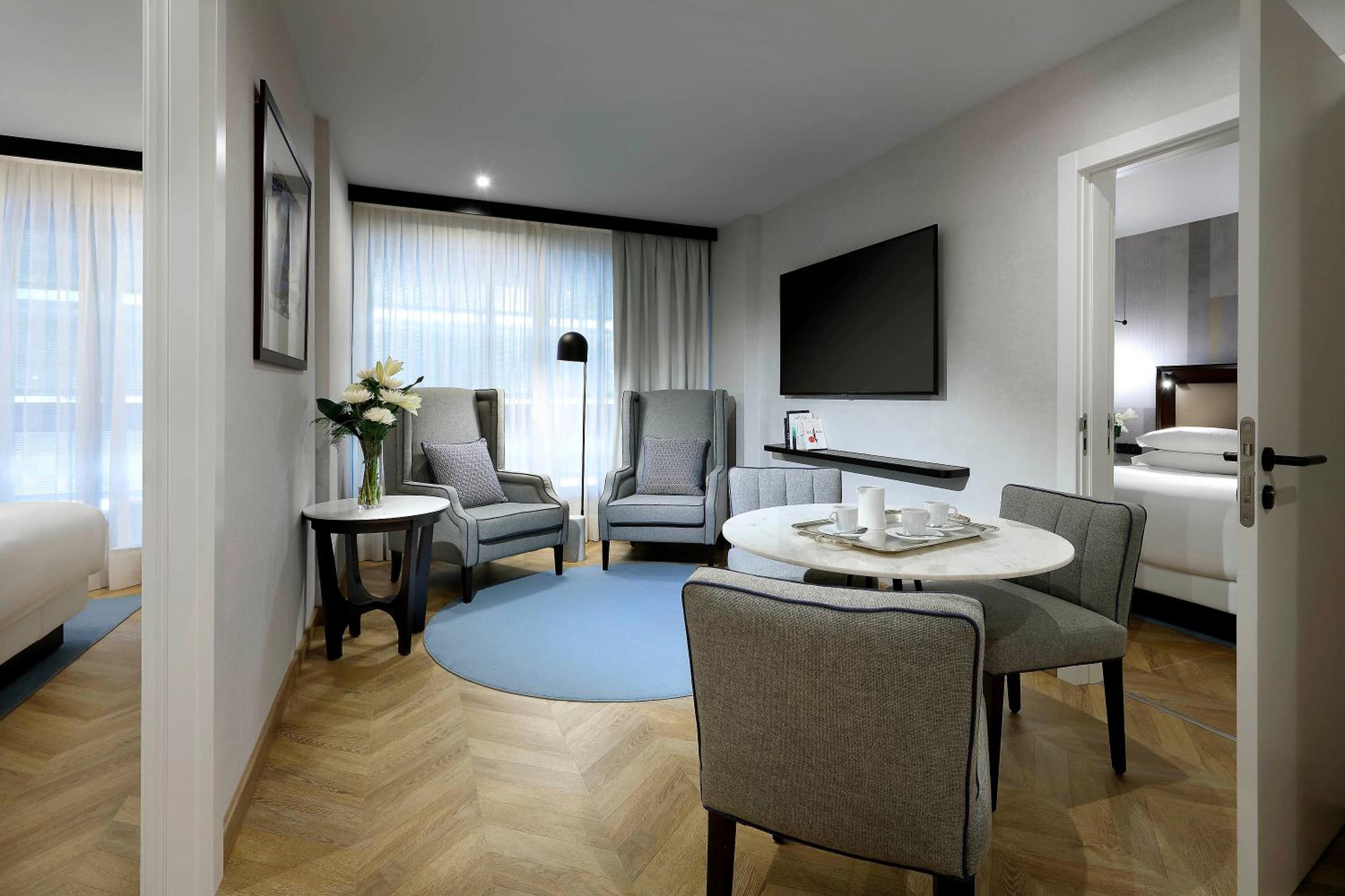 Family Suite - Photo 1