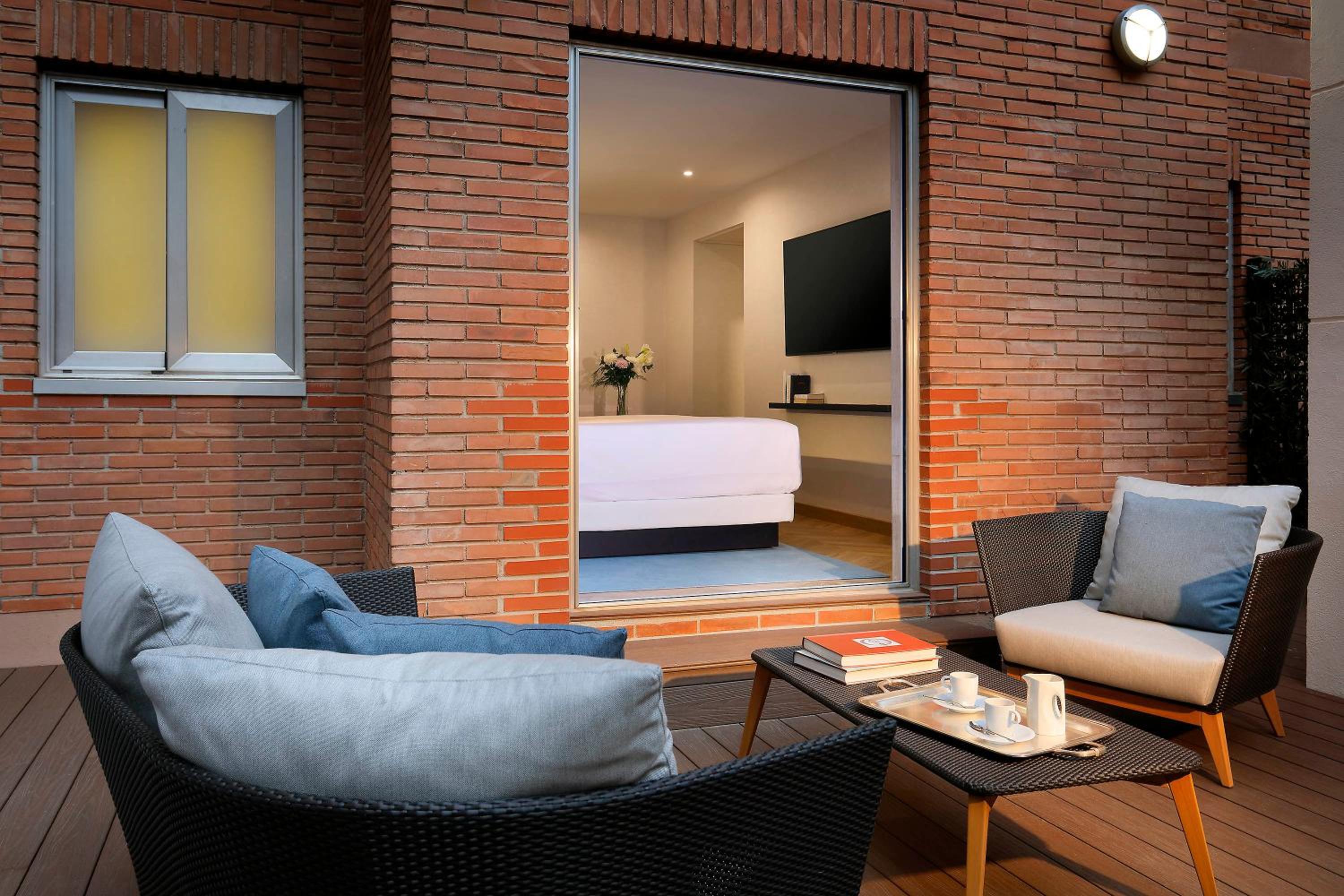 King Room with Balcony
