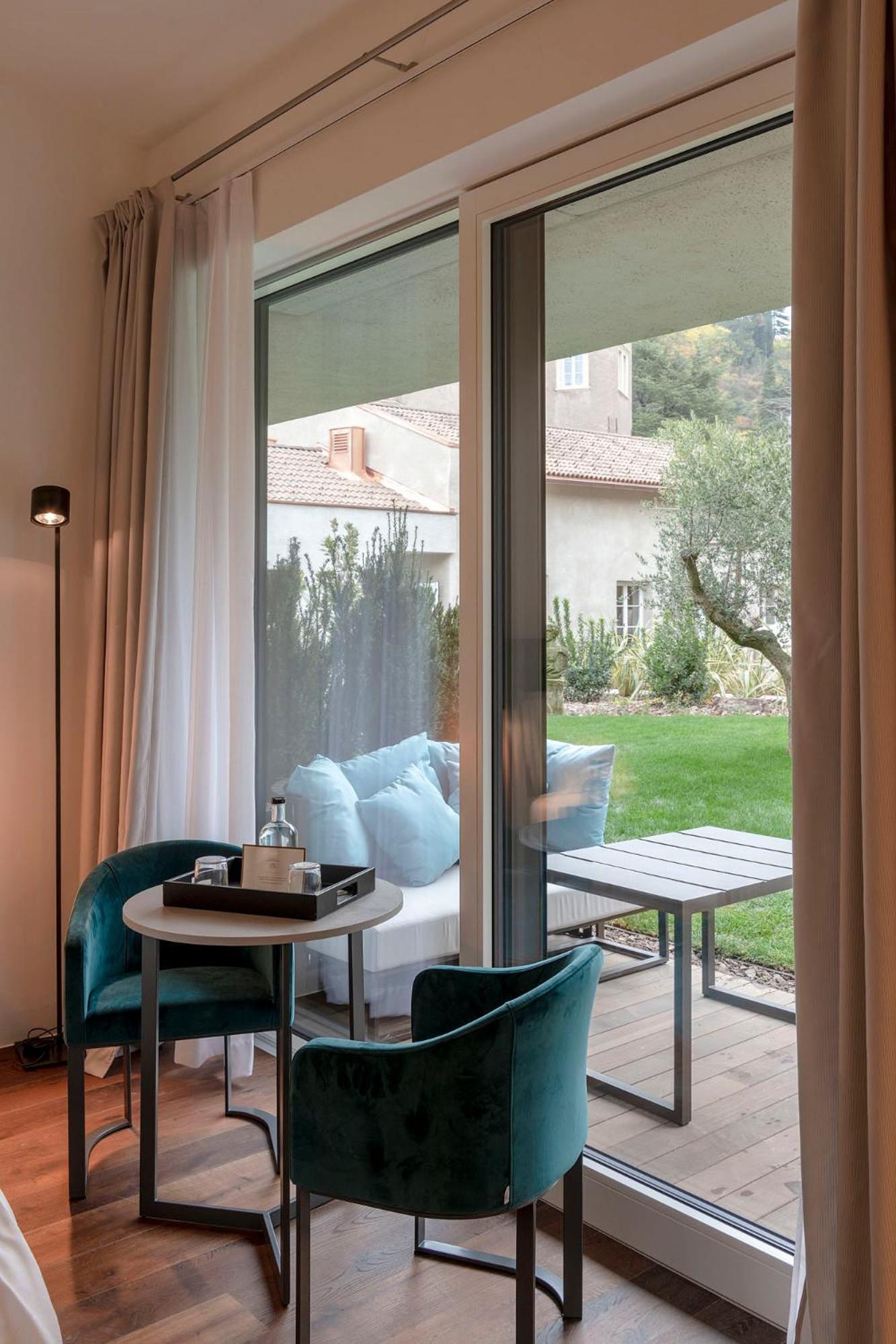 Superior Double or Twin Room with Garden View photo 2