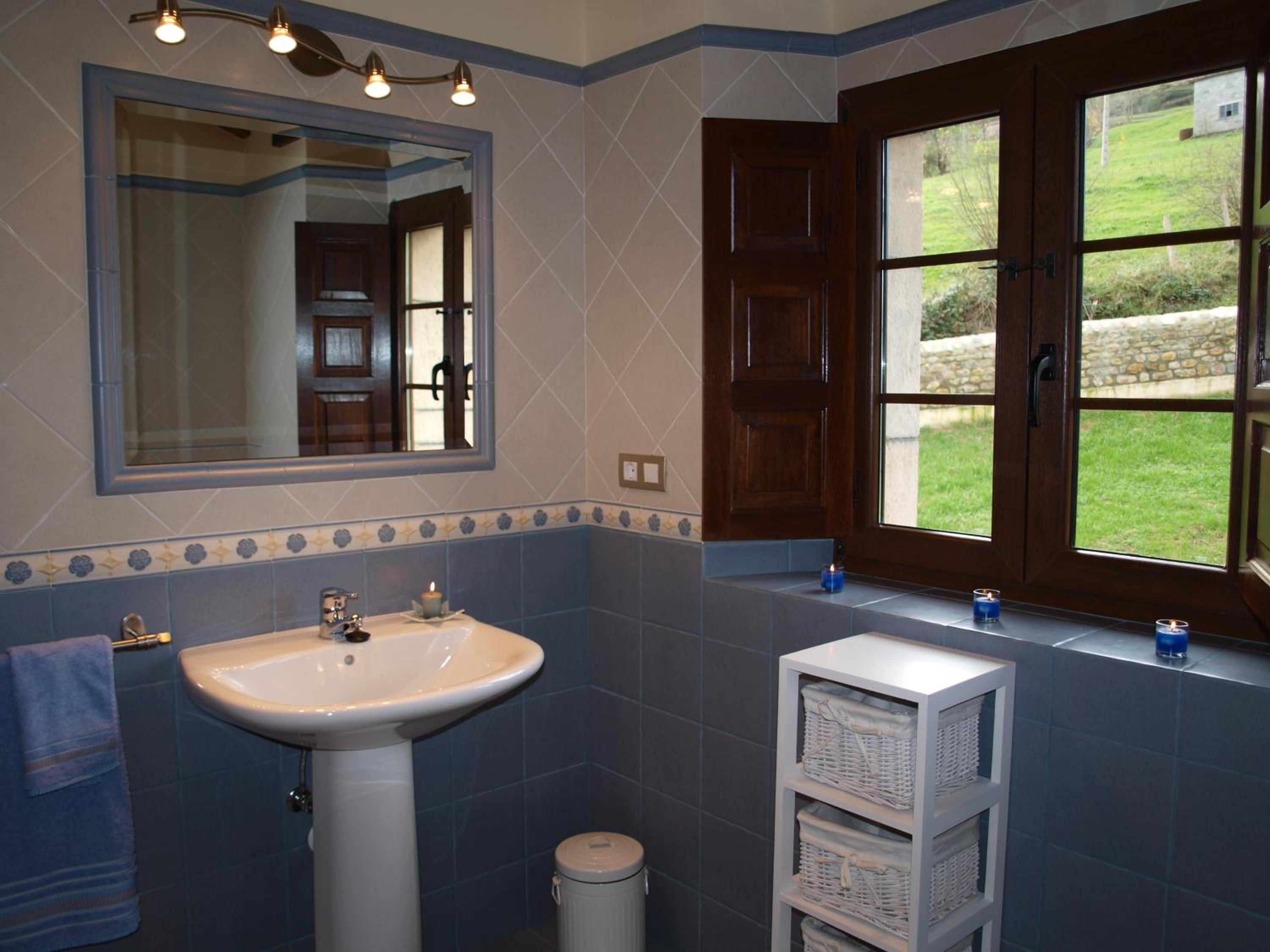 Four-Bedroom House photo 2