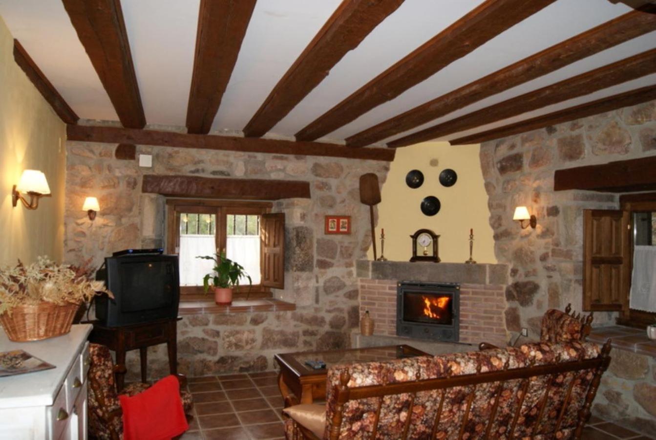 Four-Bedroom House photo 3